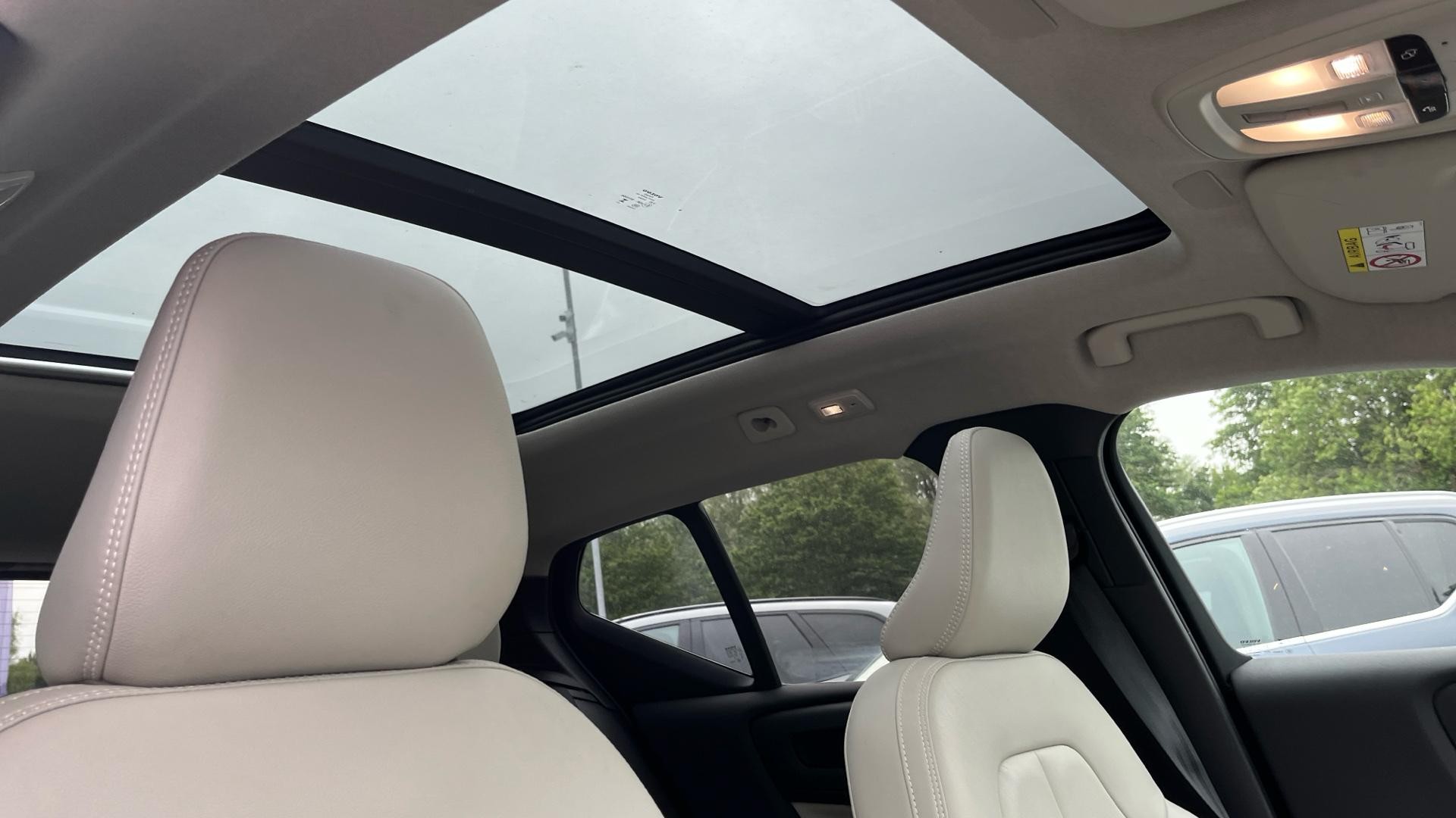 Volvo XC40 Image 28