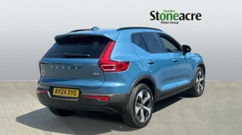 Volvo XC40 2.0 B4P Plus Dark 5dr Auto RV24XYG Image 2