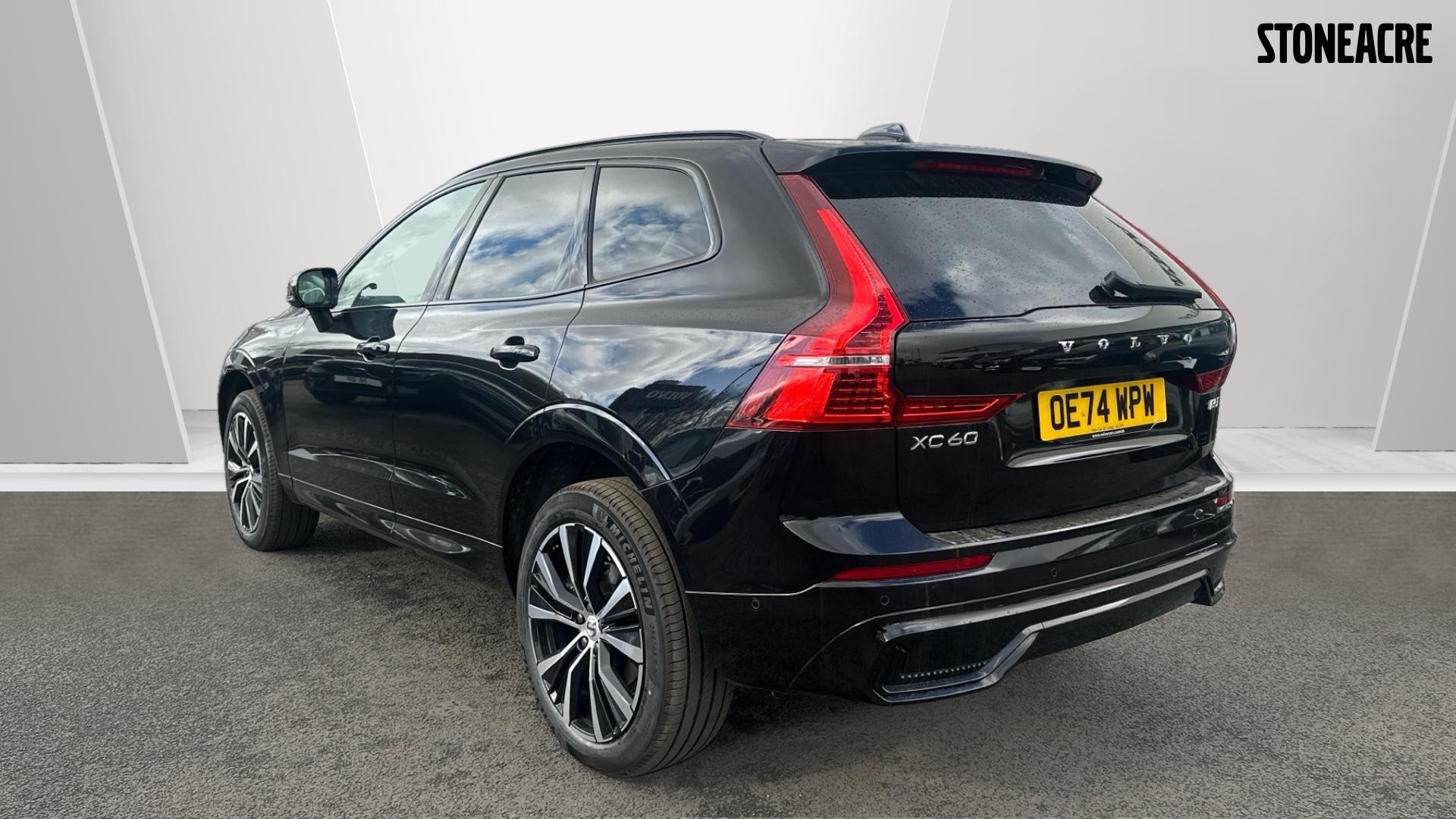 Volvo XC60 Image 2