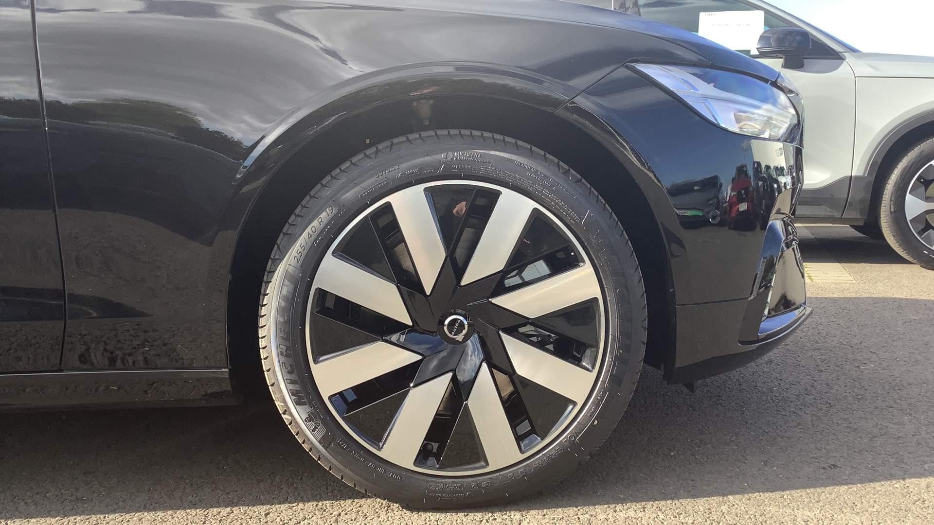 Volvo V90 Image 40
