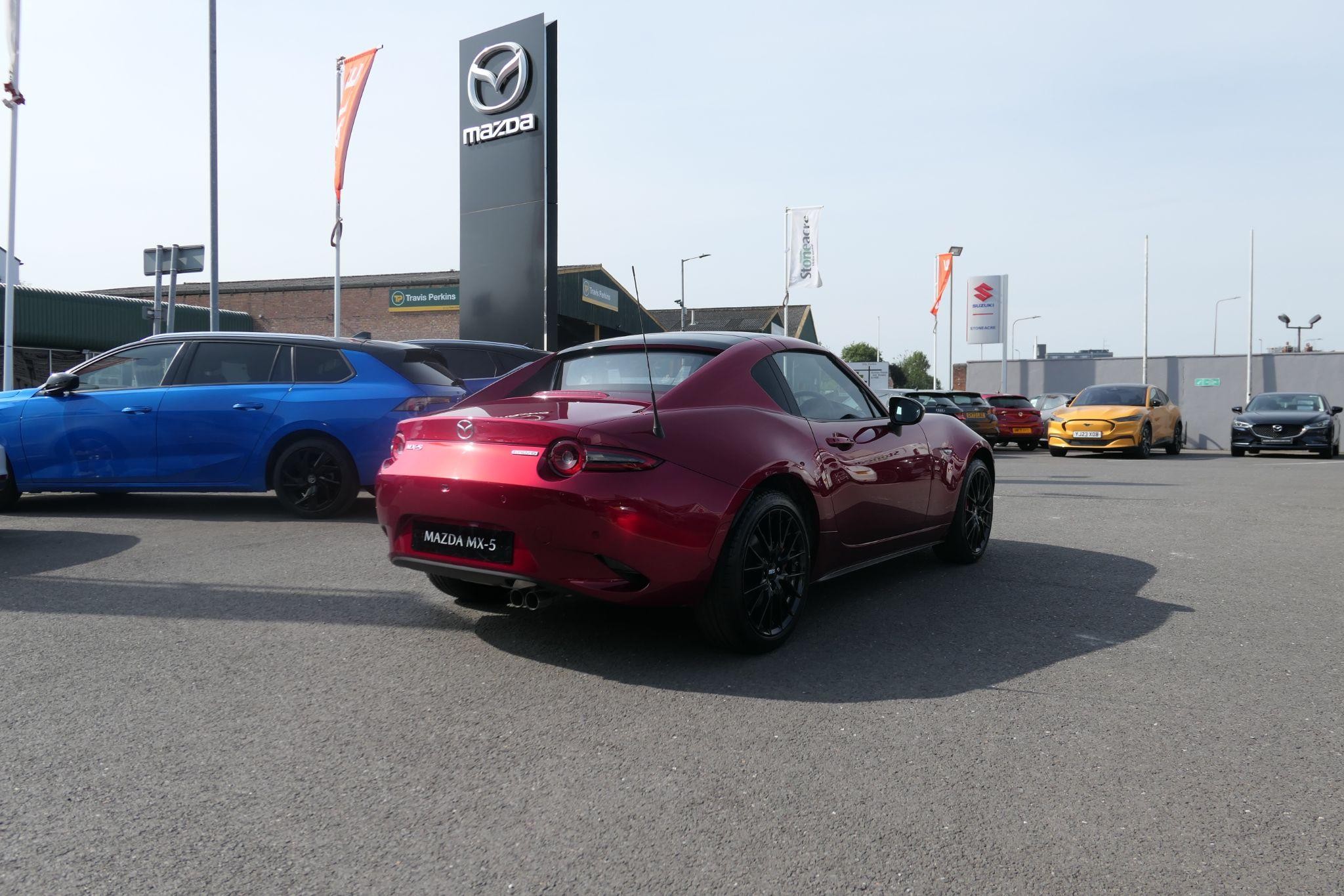 Mazda MX-5 RF Image 5