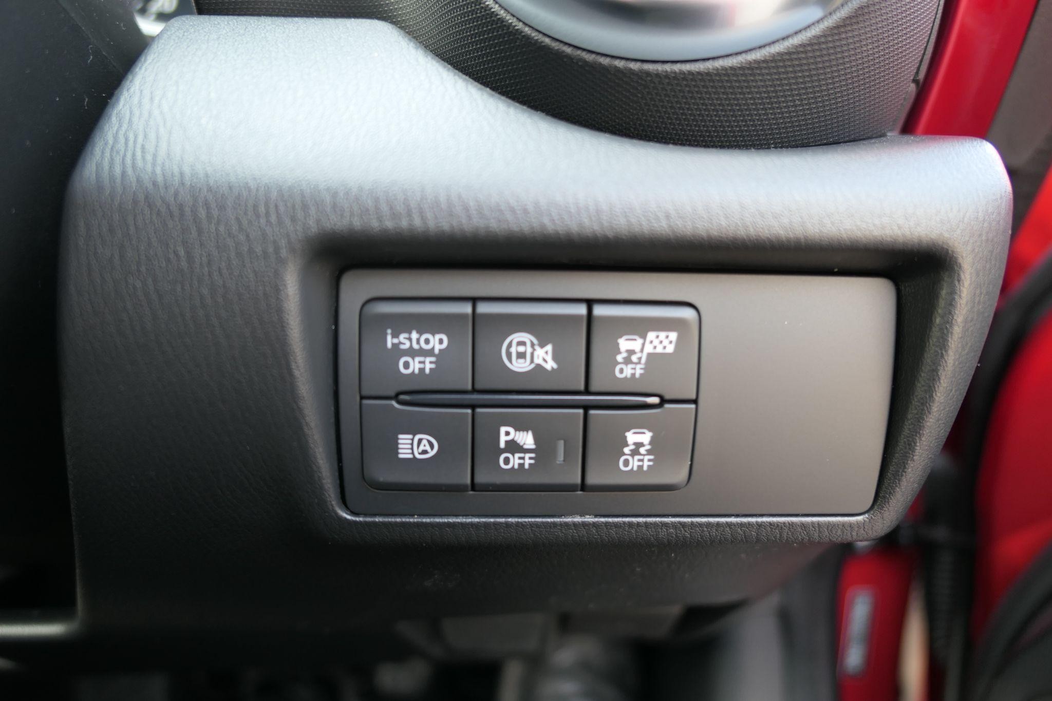 Mazda MX-5 RF Image 14
