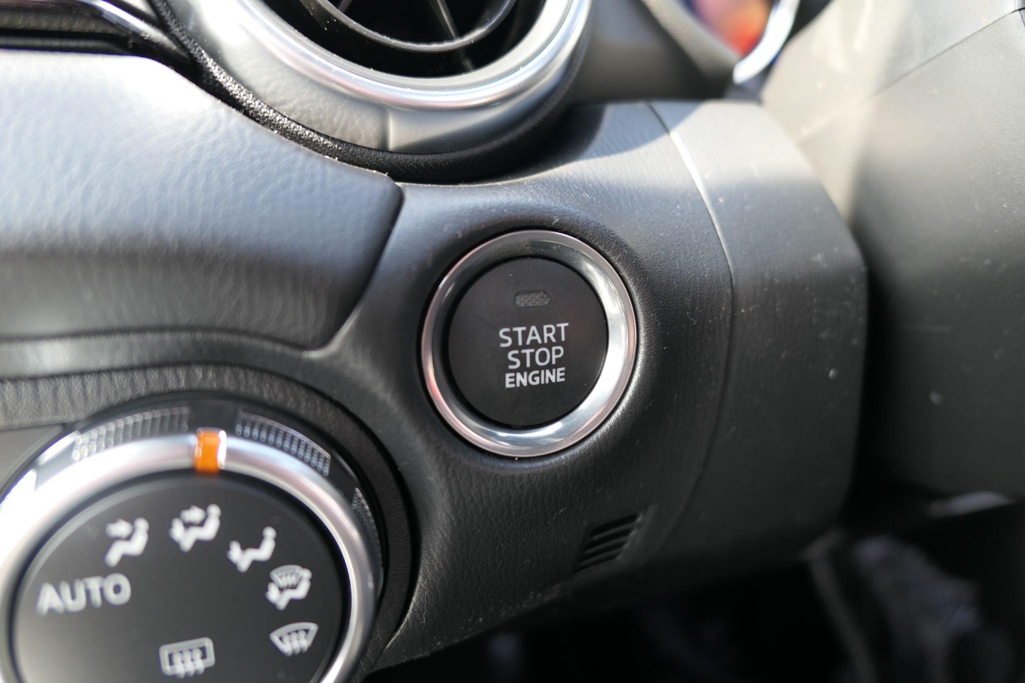 Mazda MX-5 RF Image 20