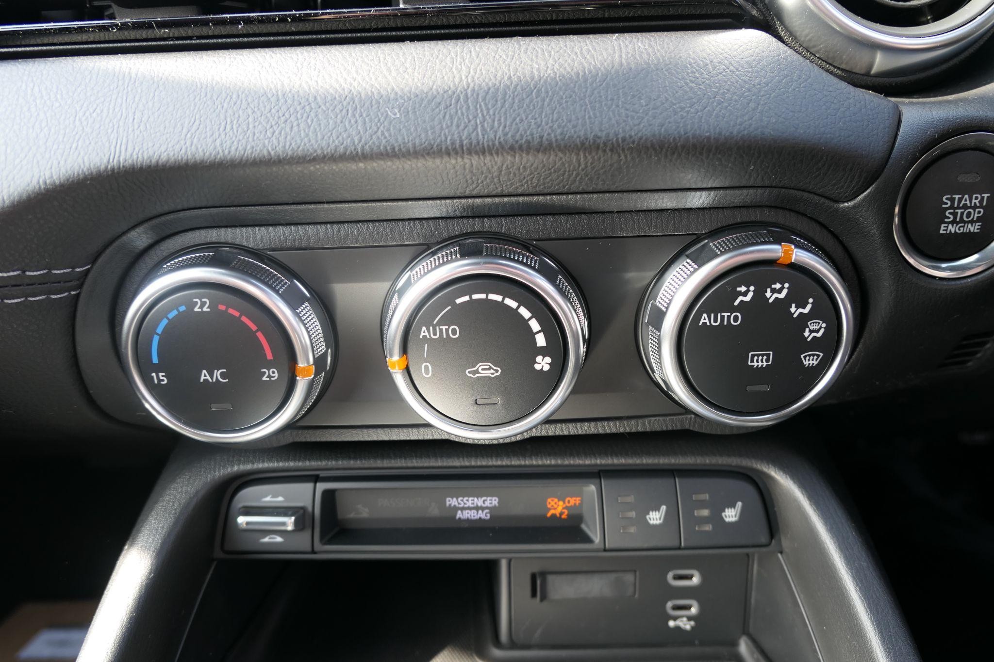 Mazda MX-5 RF Image 24