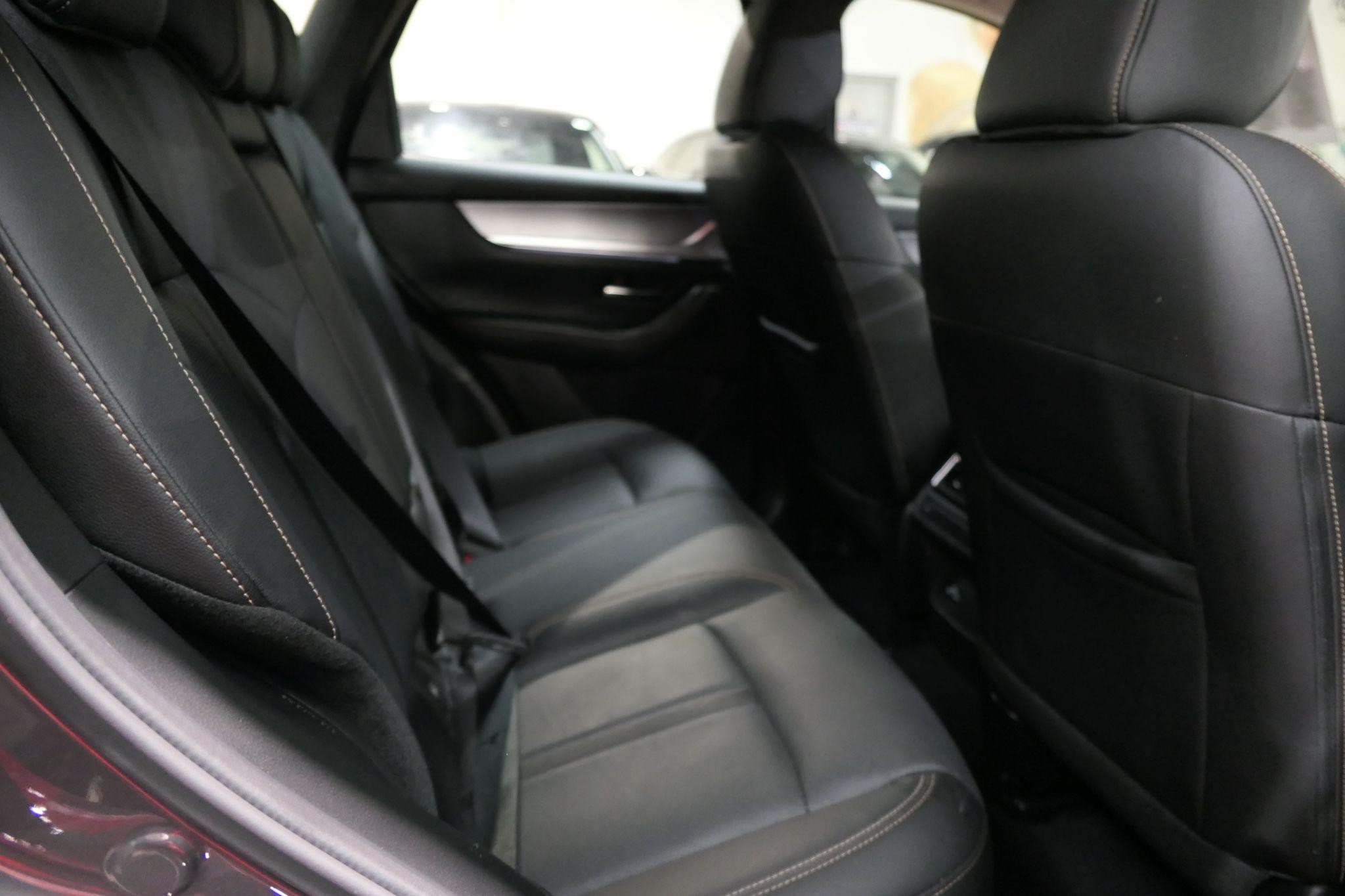 Mazda CX-60 Image 12