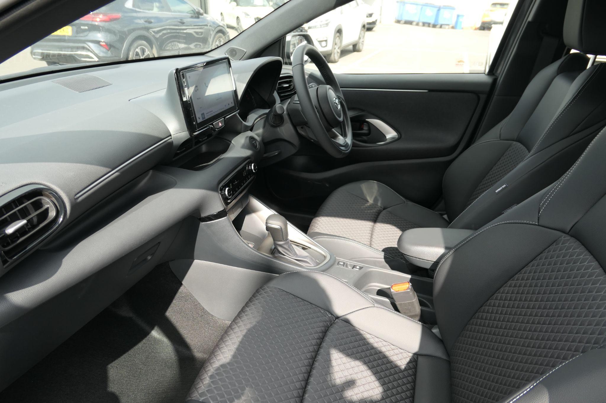 Mazda2 Hybrid Image 19