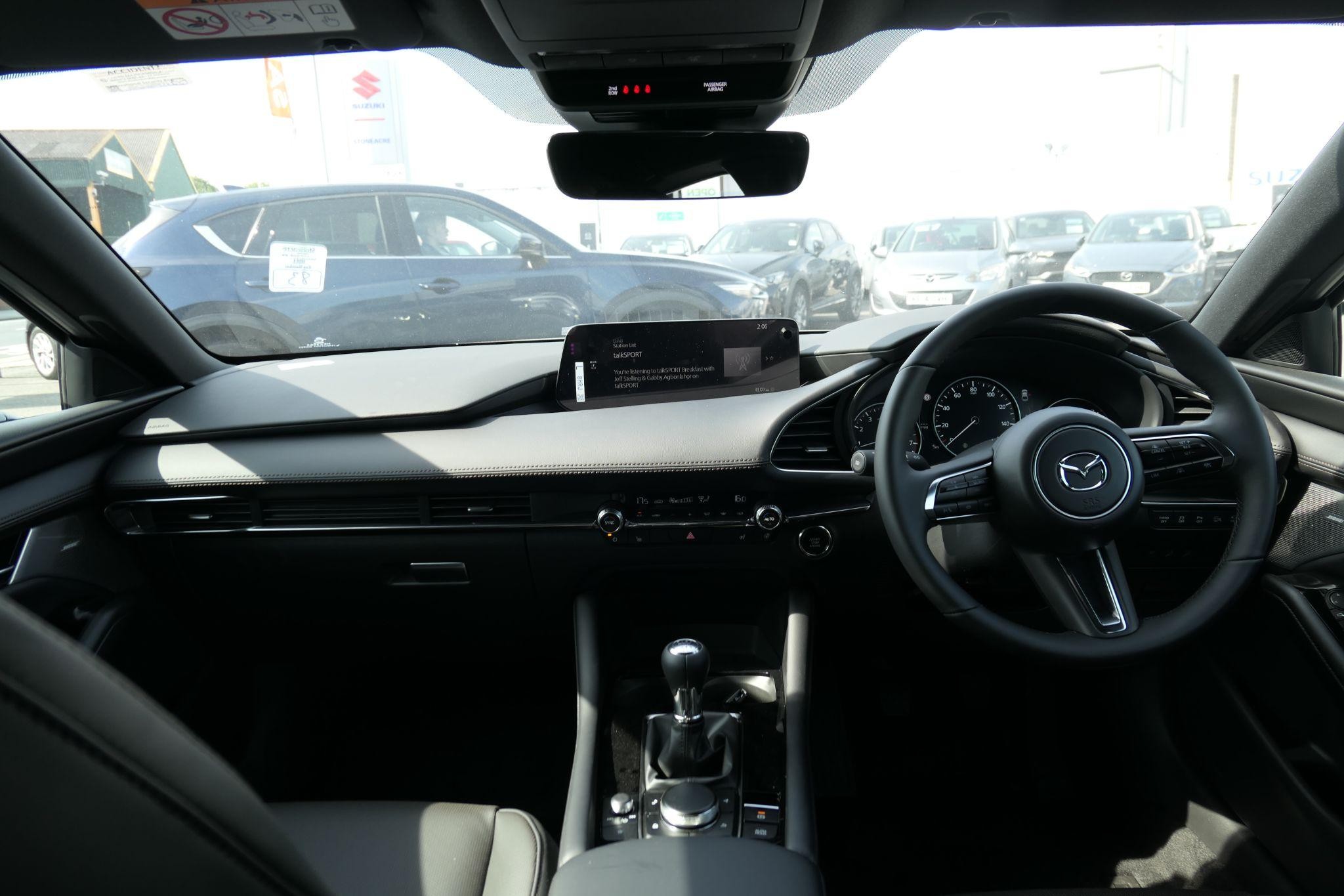 Mazda3 Image 8