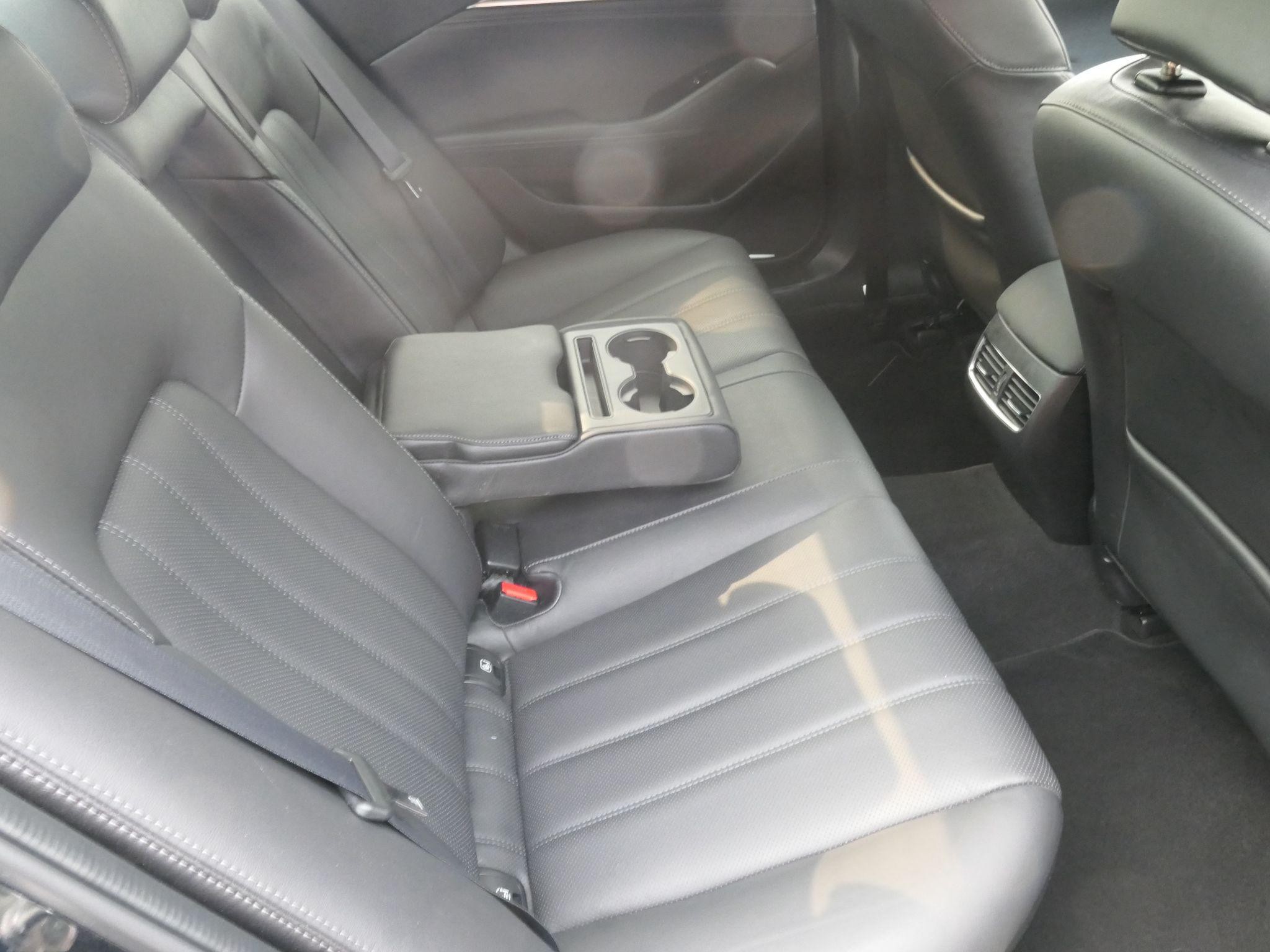 Mazda 6 Image 12