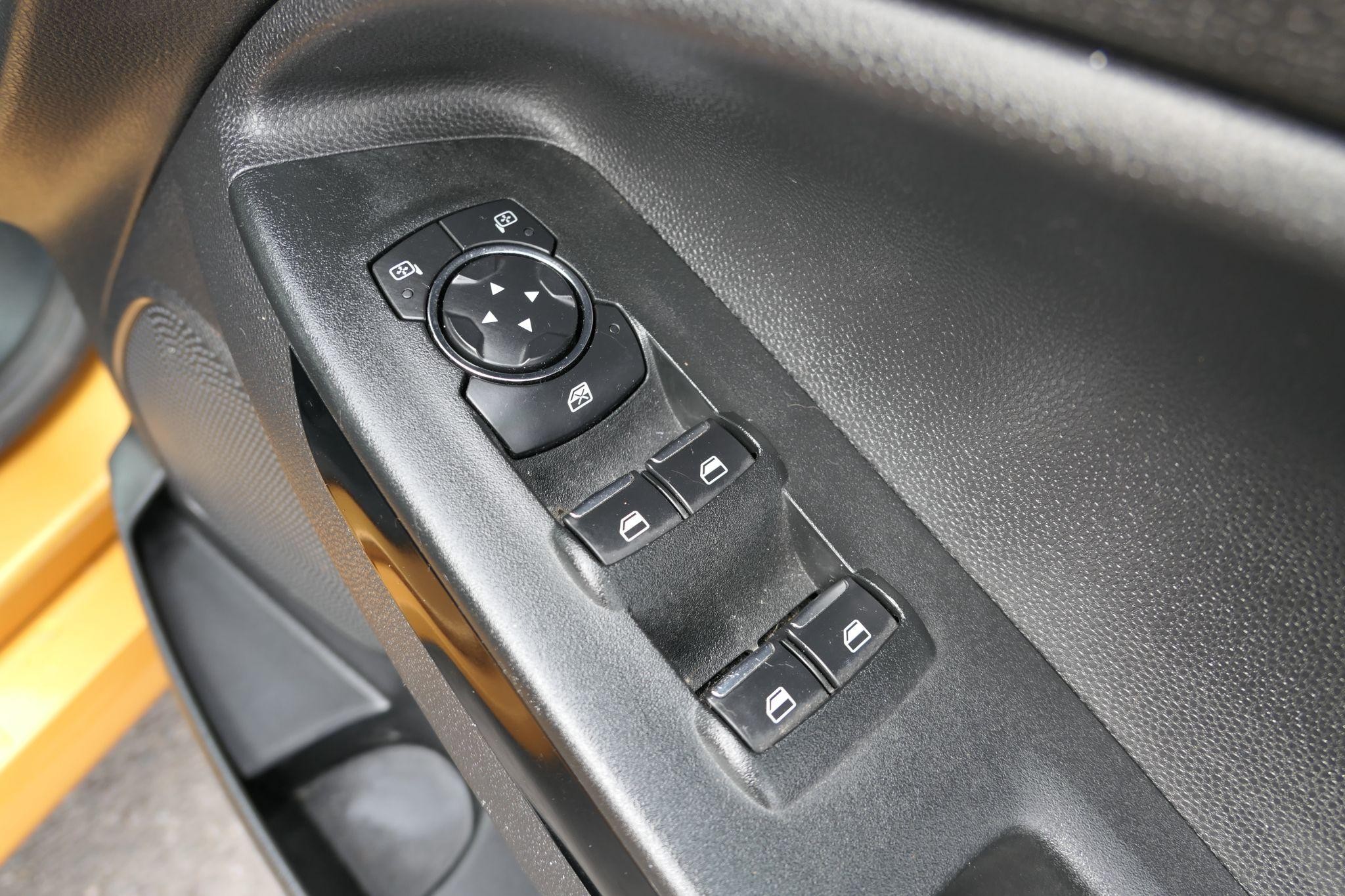 Ford EcoSport Image 18
