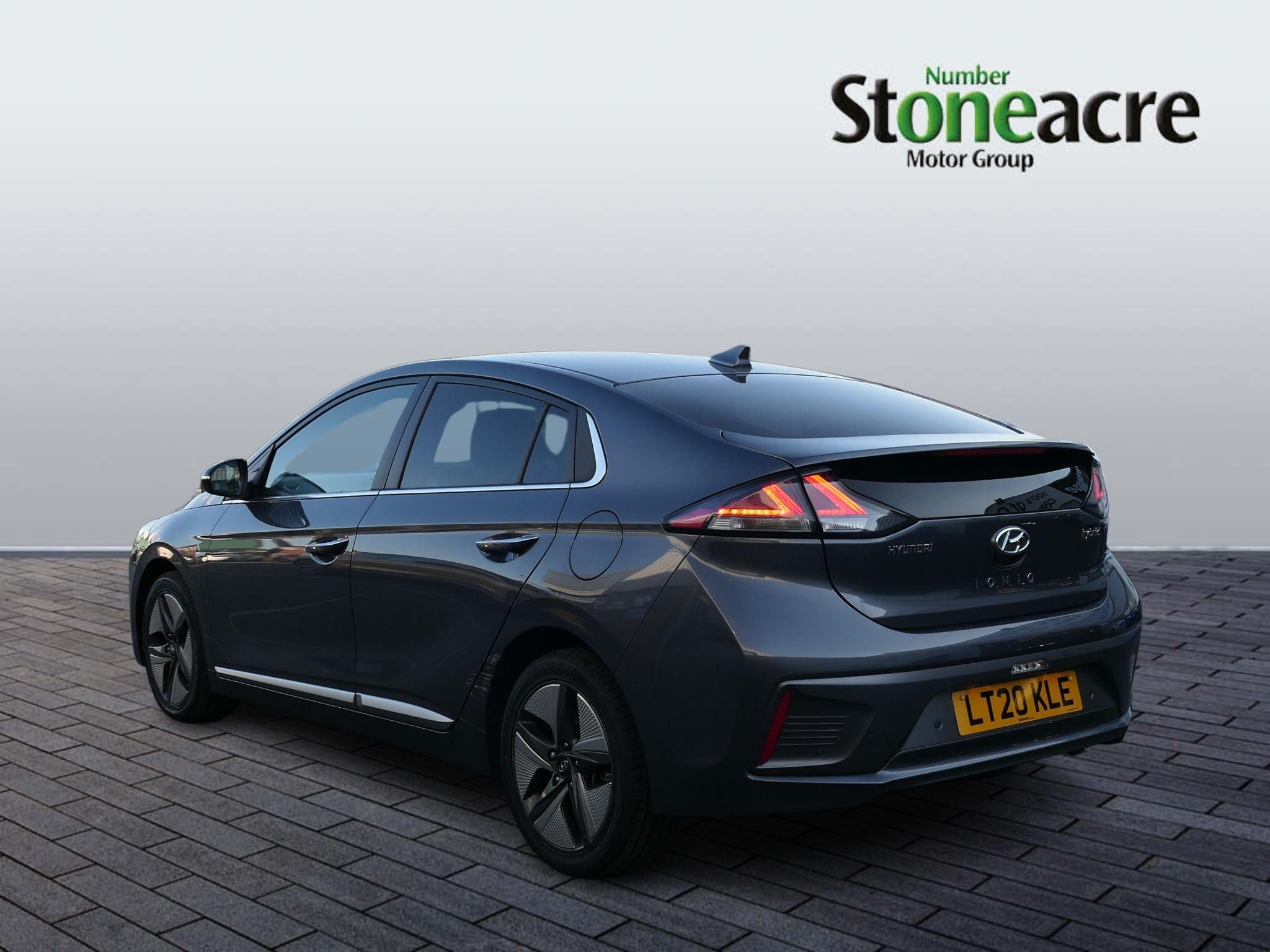 Hyundai IONIQ Image 4