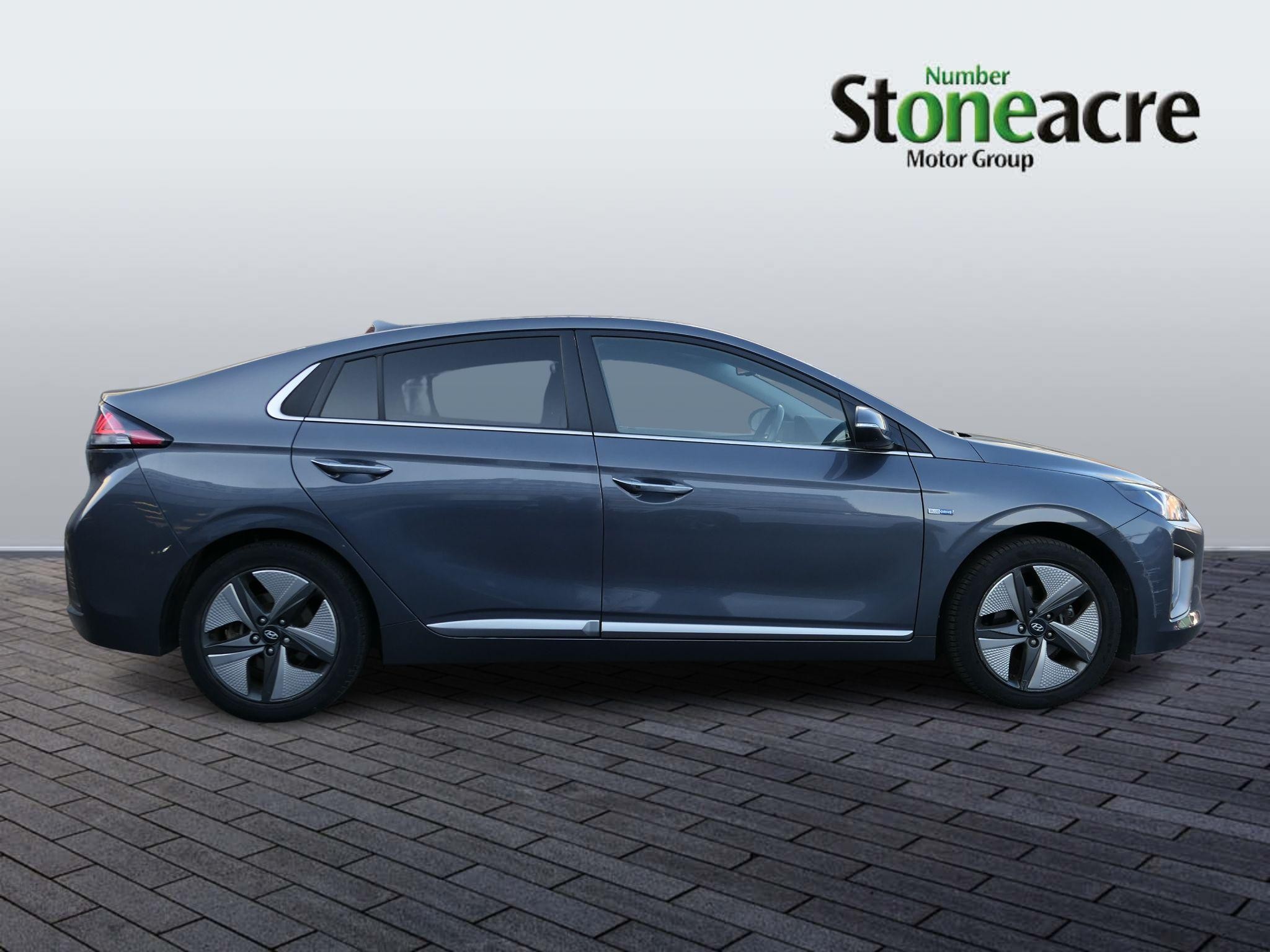 Hyundai IONIQ Image 7