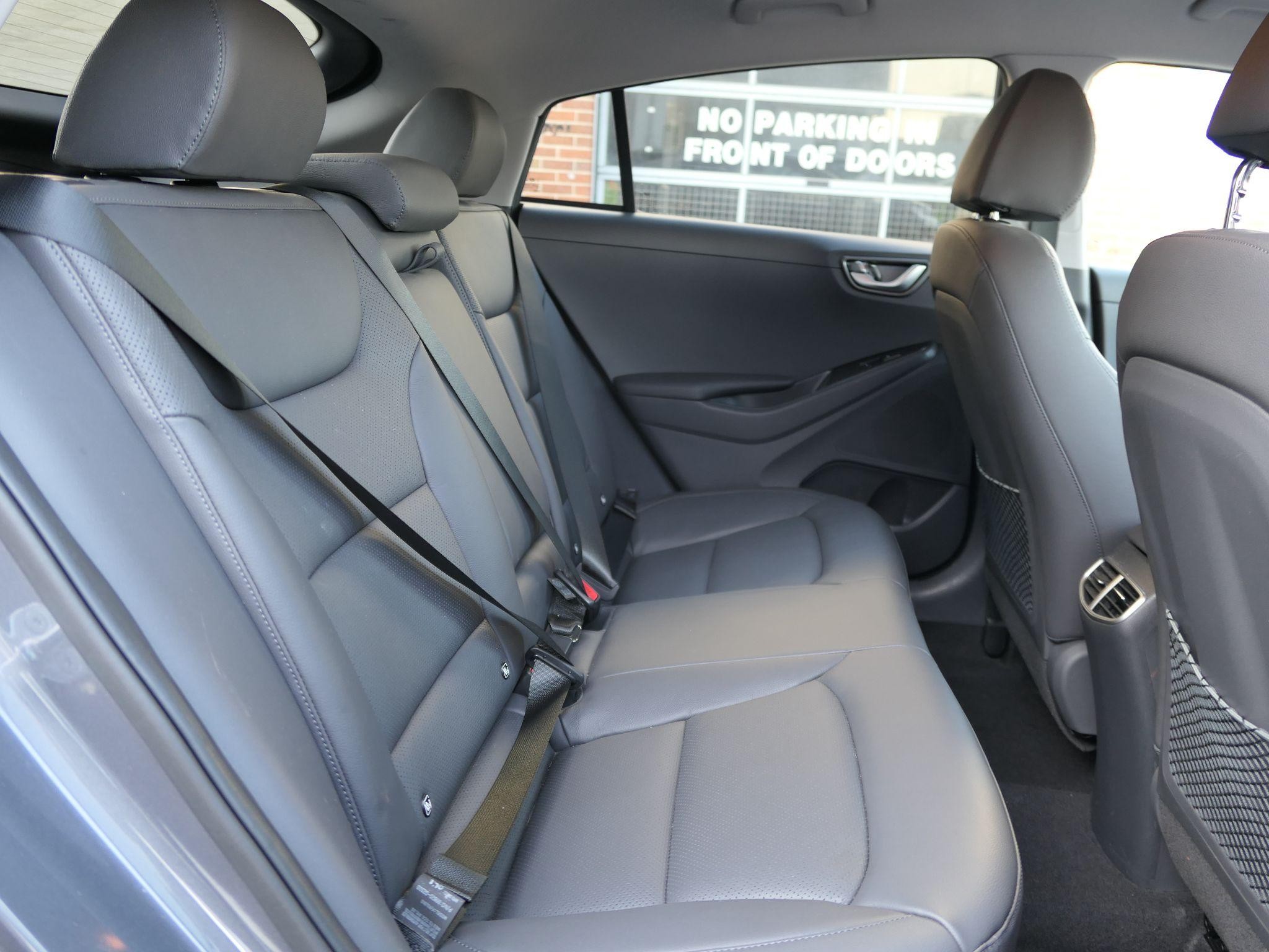 Hyundai IONIQ Image 13