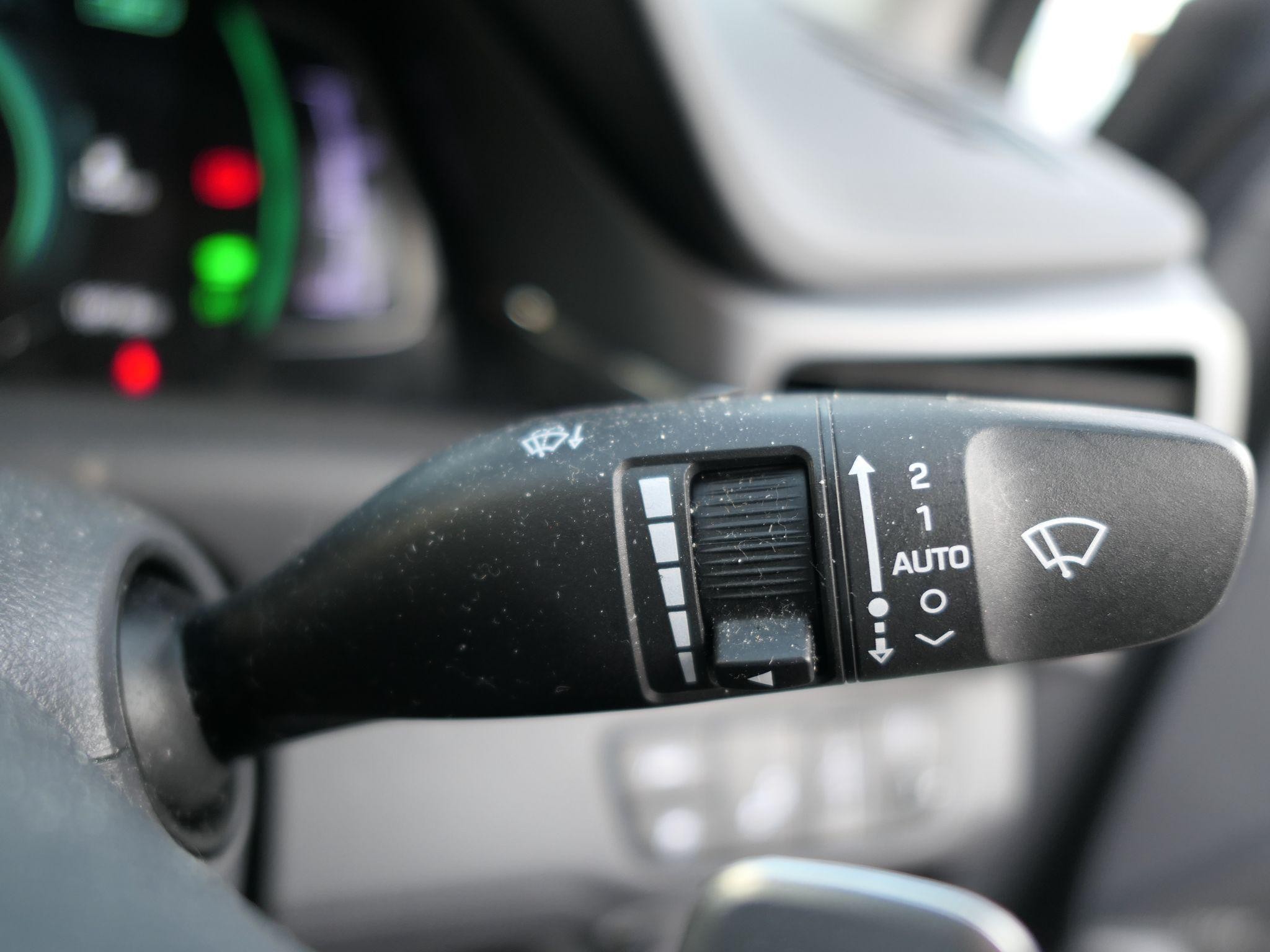 Hyundai IONIQ Image 17