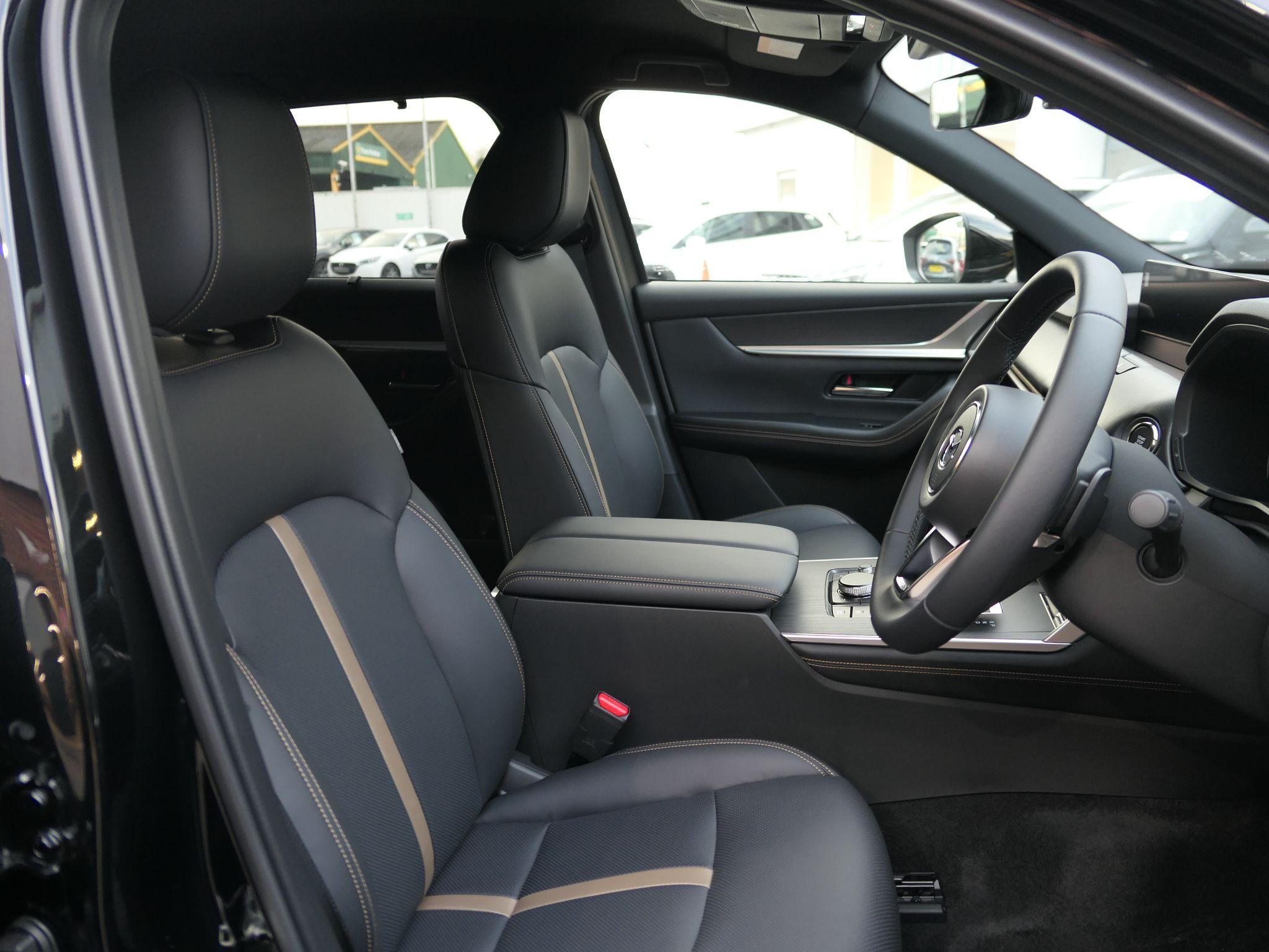 Mazda CX-80 Image 12