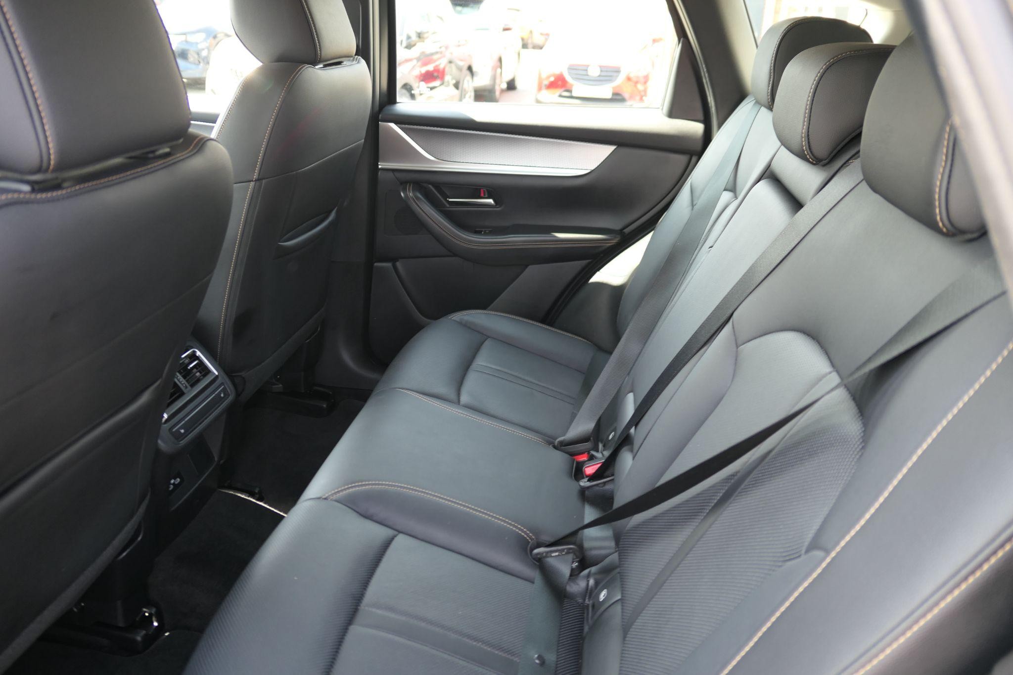 Mazda CX-60 Image 16