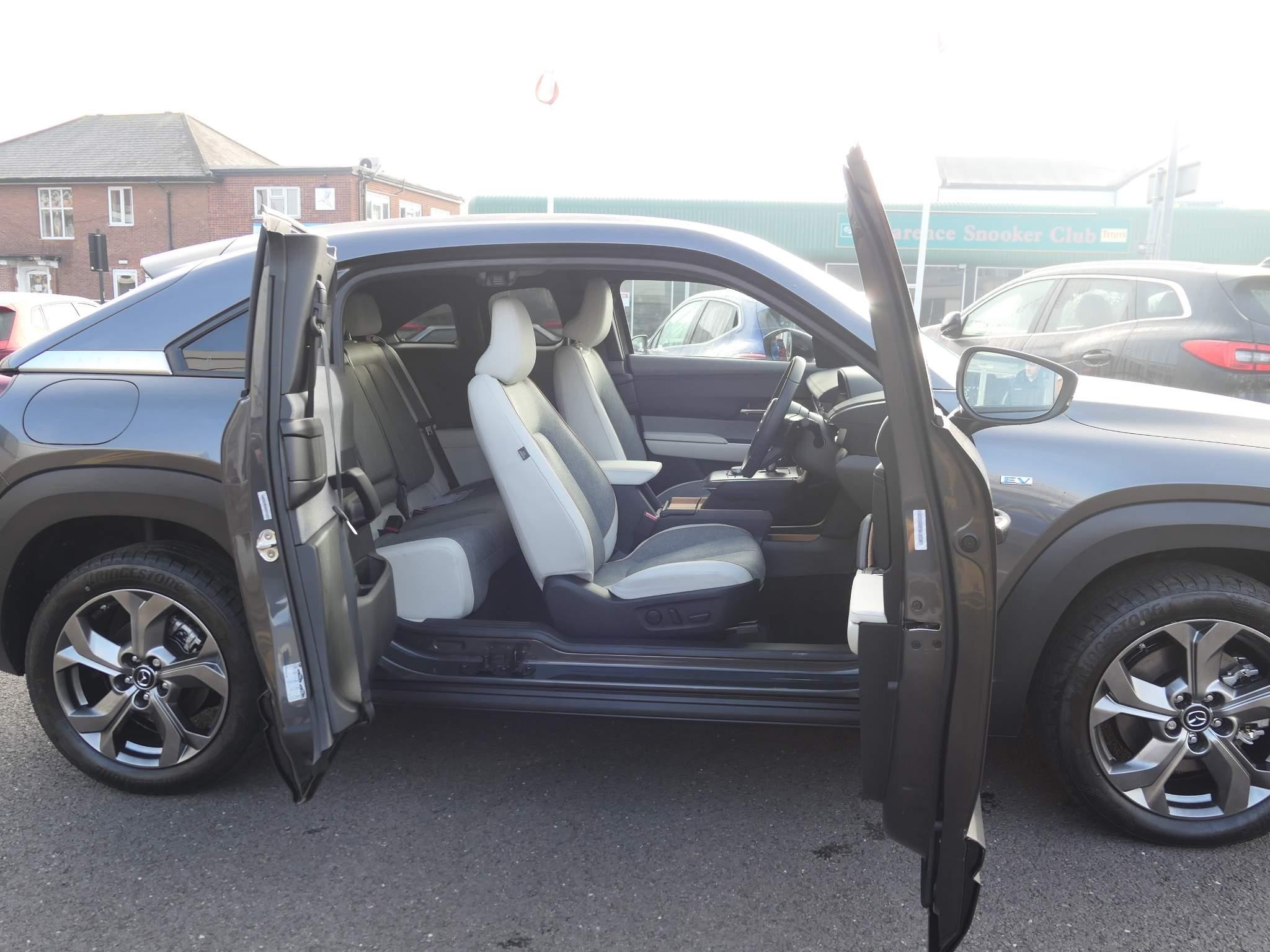 Mazda MX-30 Image 11