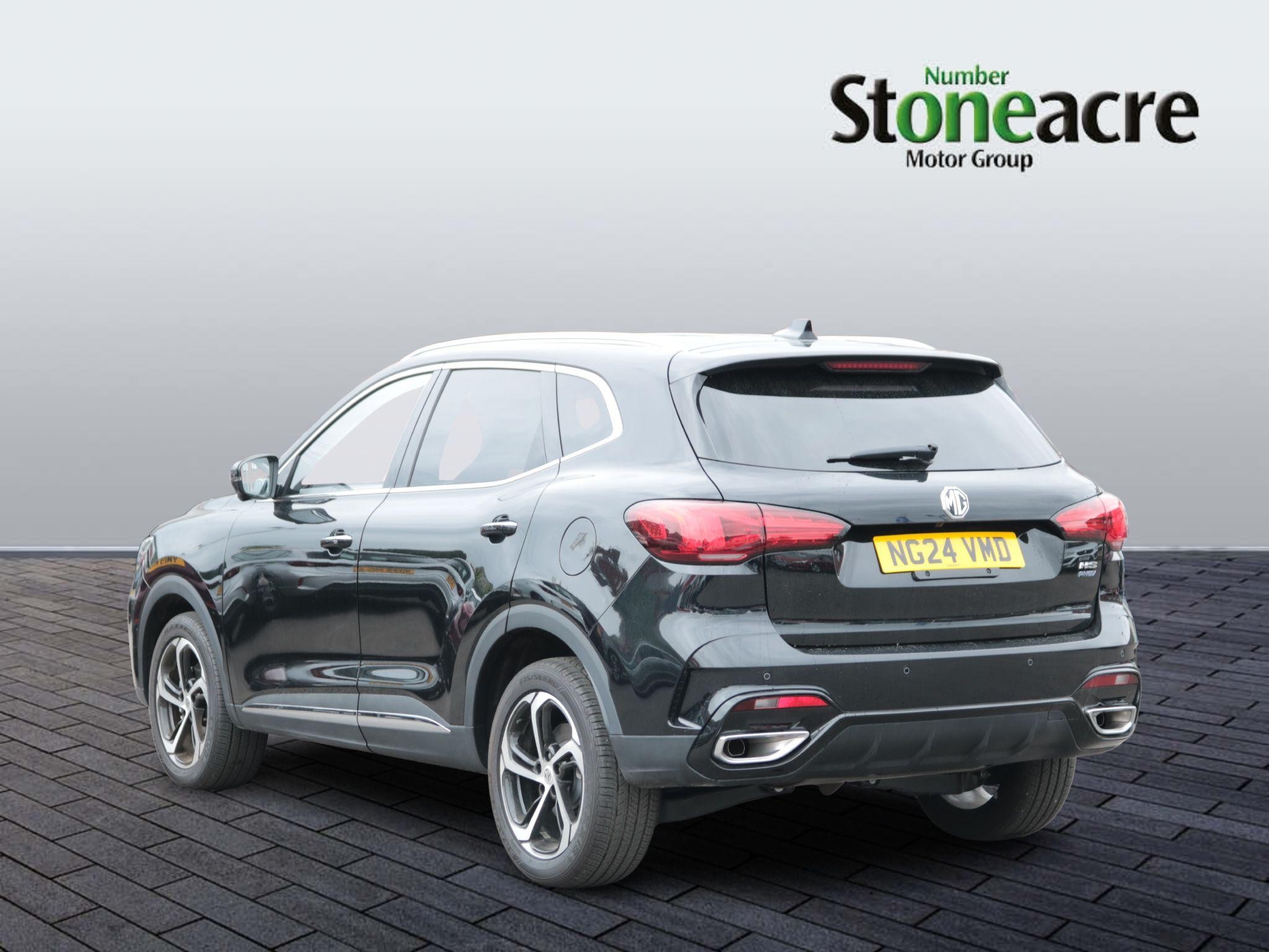 MG HS Plug-In Hybrid Image 5