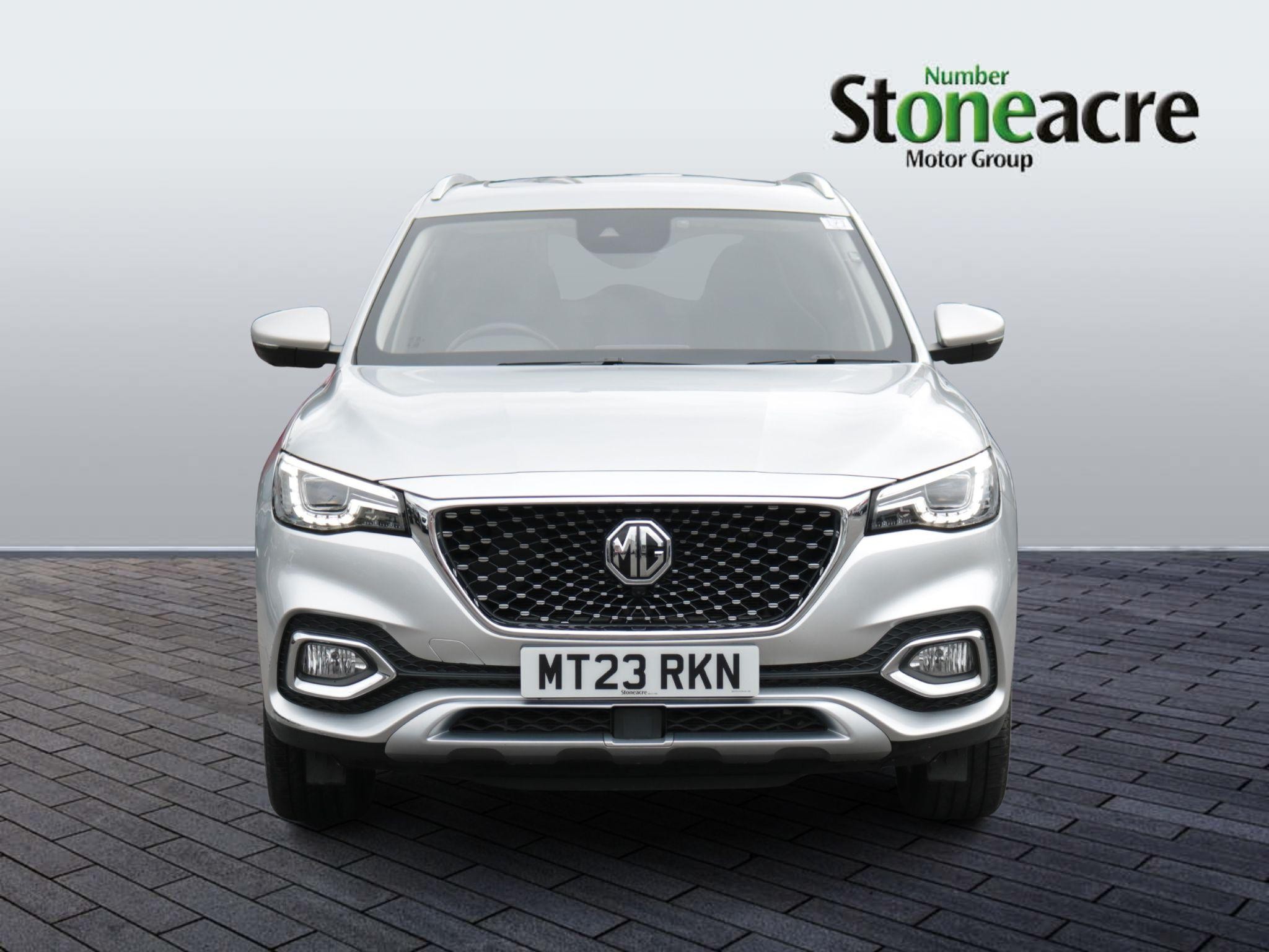 MG HS Plug-In Hybrid Image 8