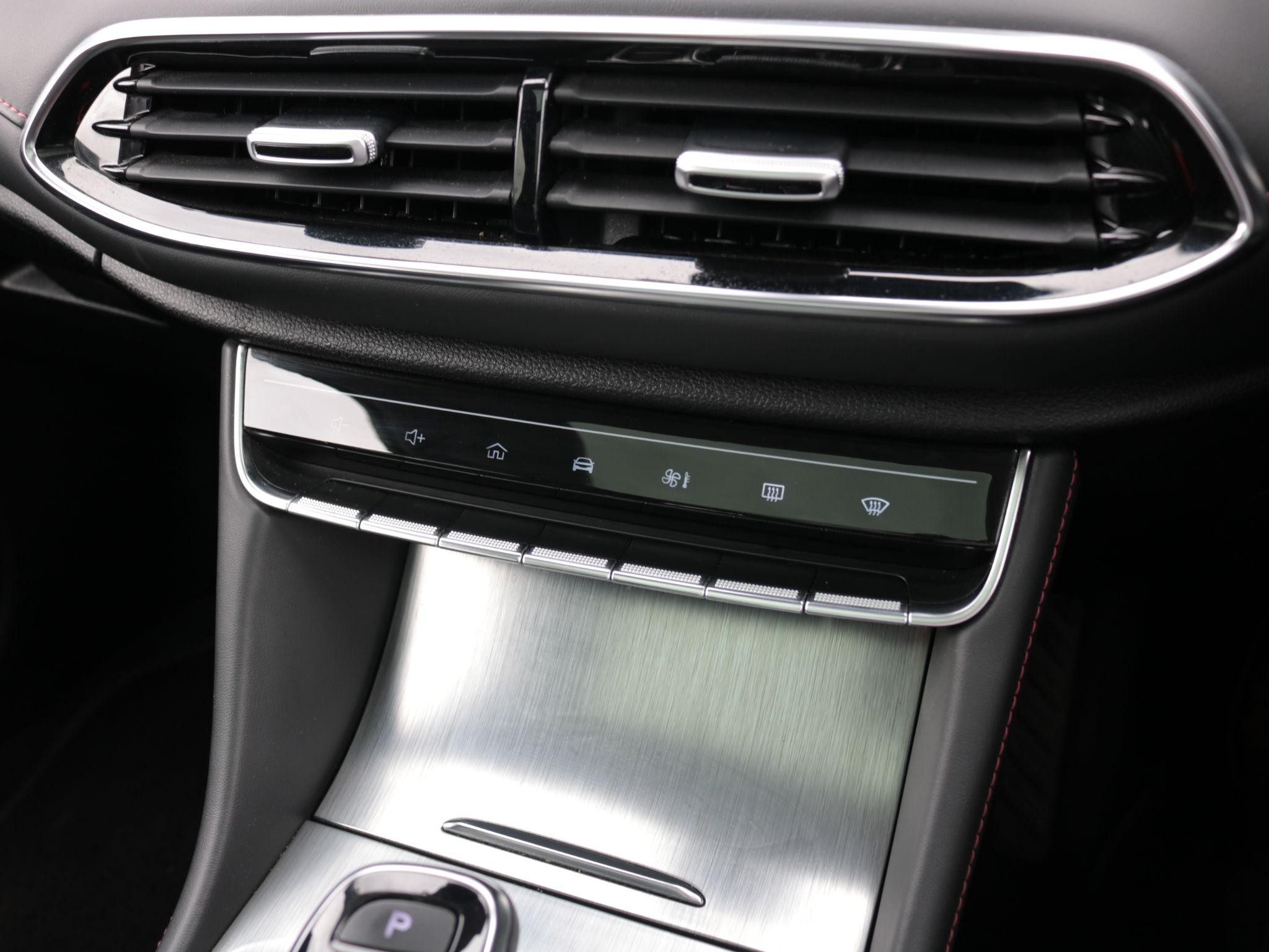 MG HS Plug-In Hybrid Image 19