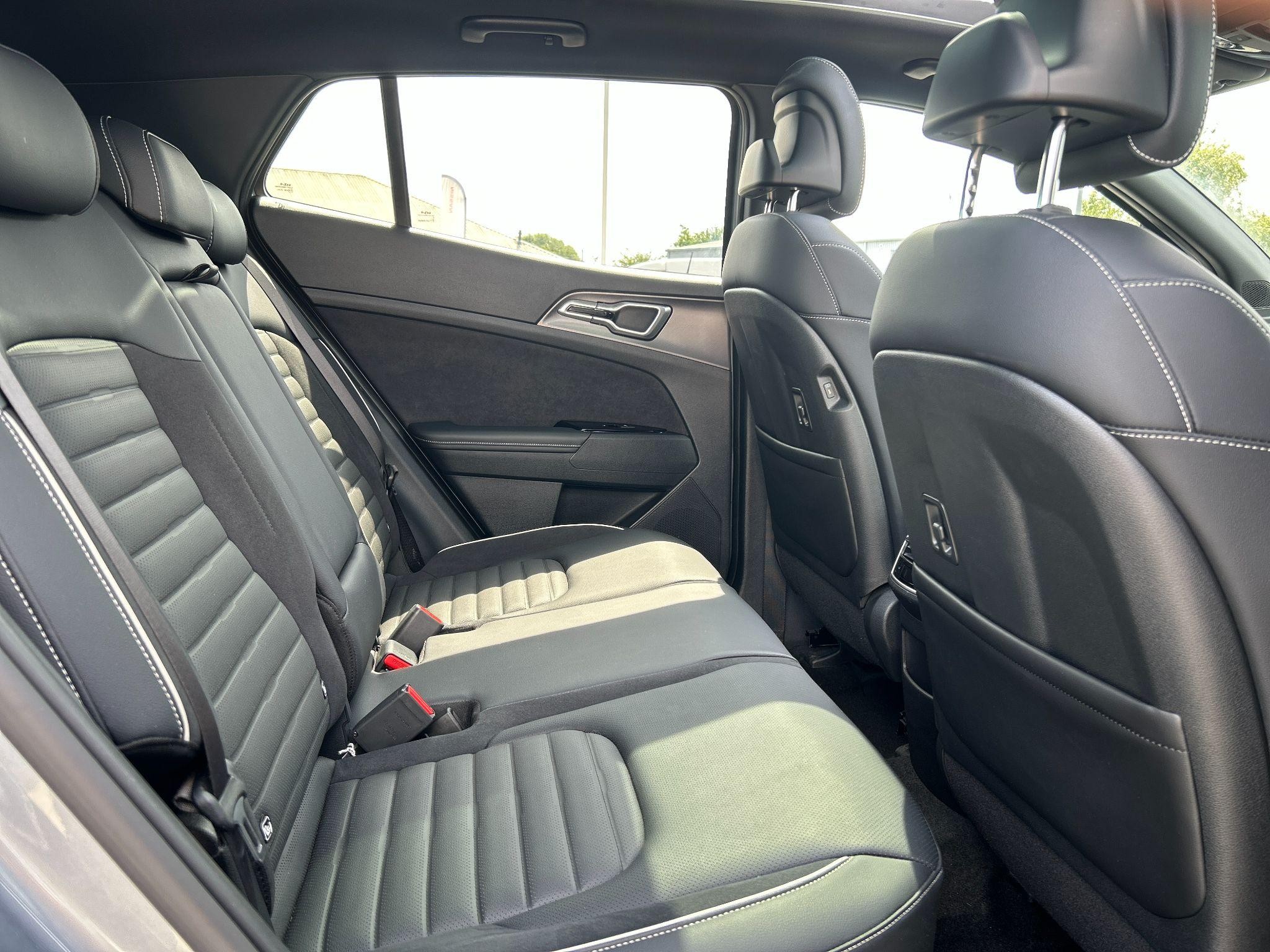 Kia Sportage Image 16