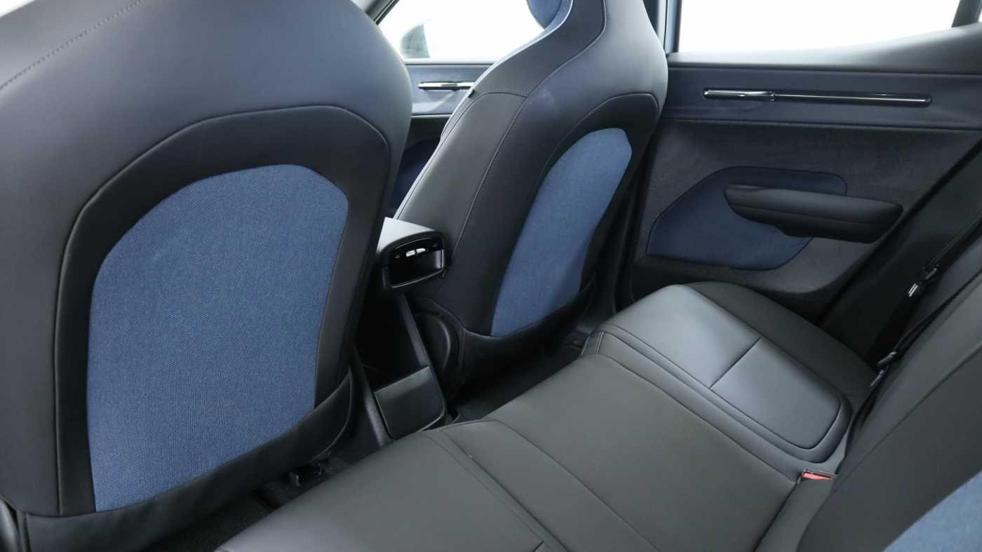 Volvo EX30 Image 13