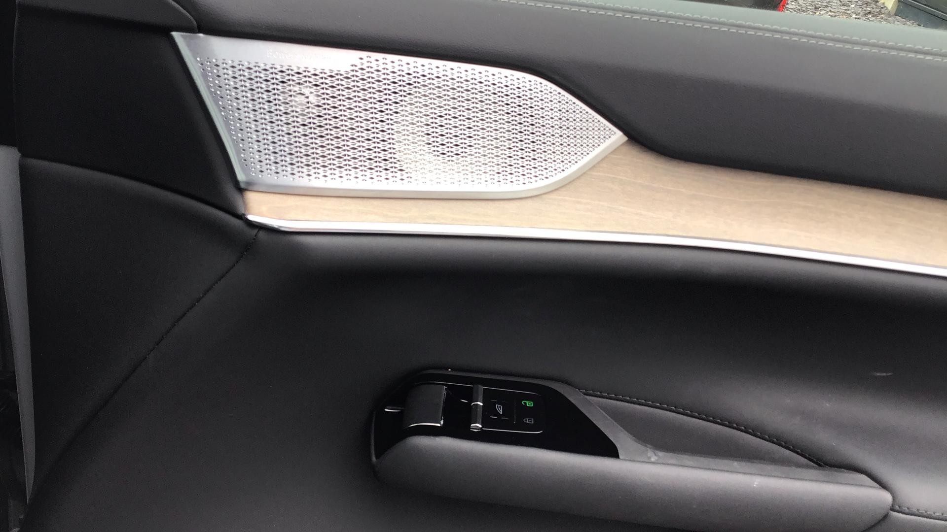 Volvo EX90 Image 25