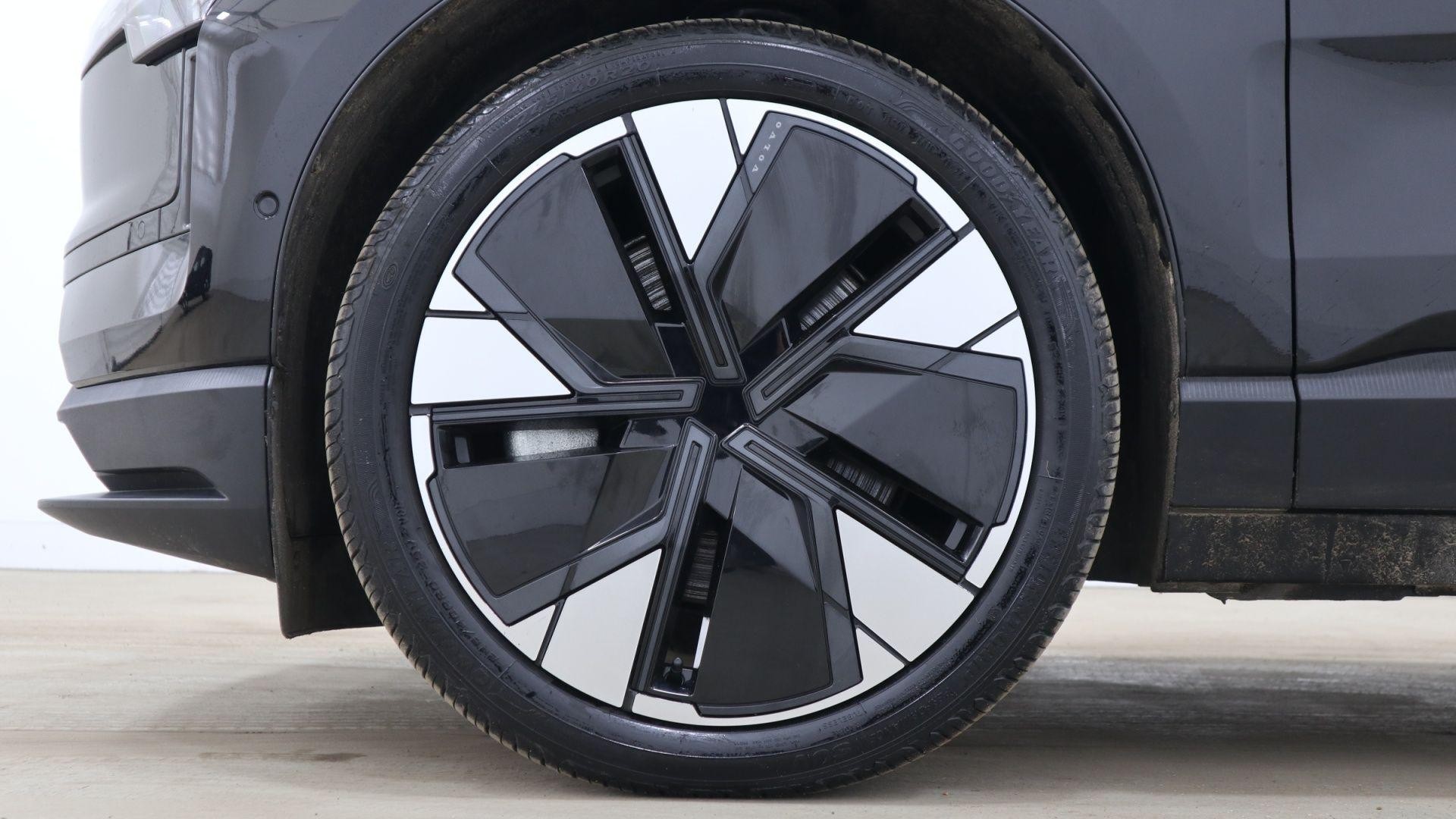 Volvo EX30 Image 17