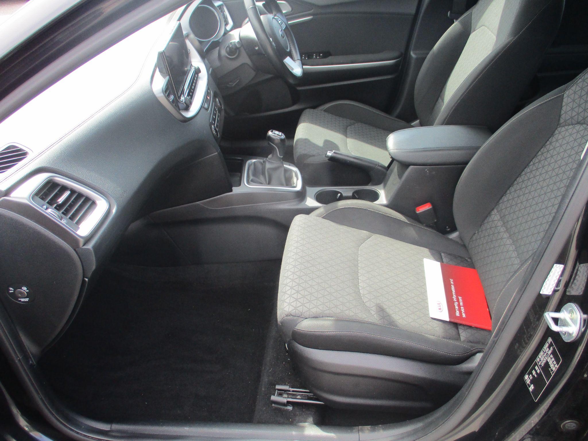 Kia Ceed Image 13