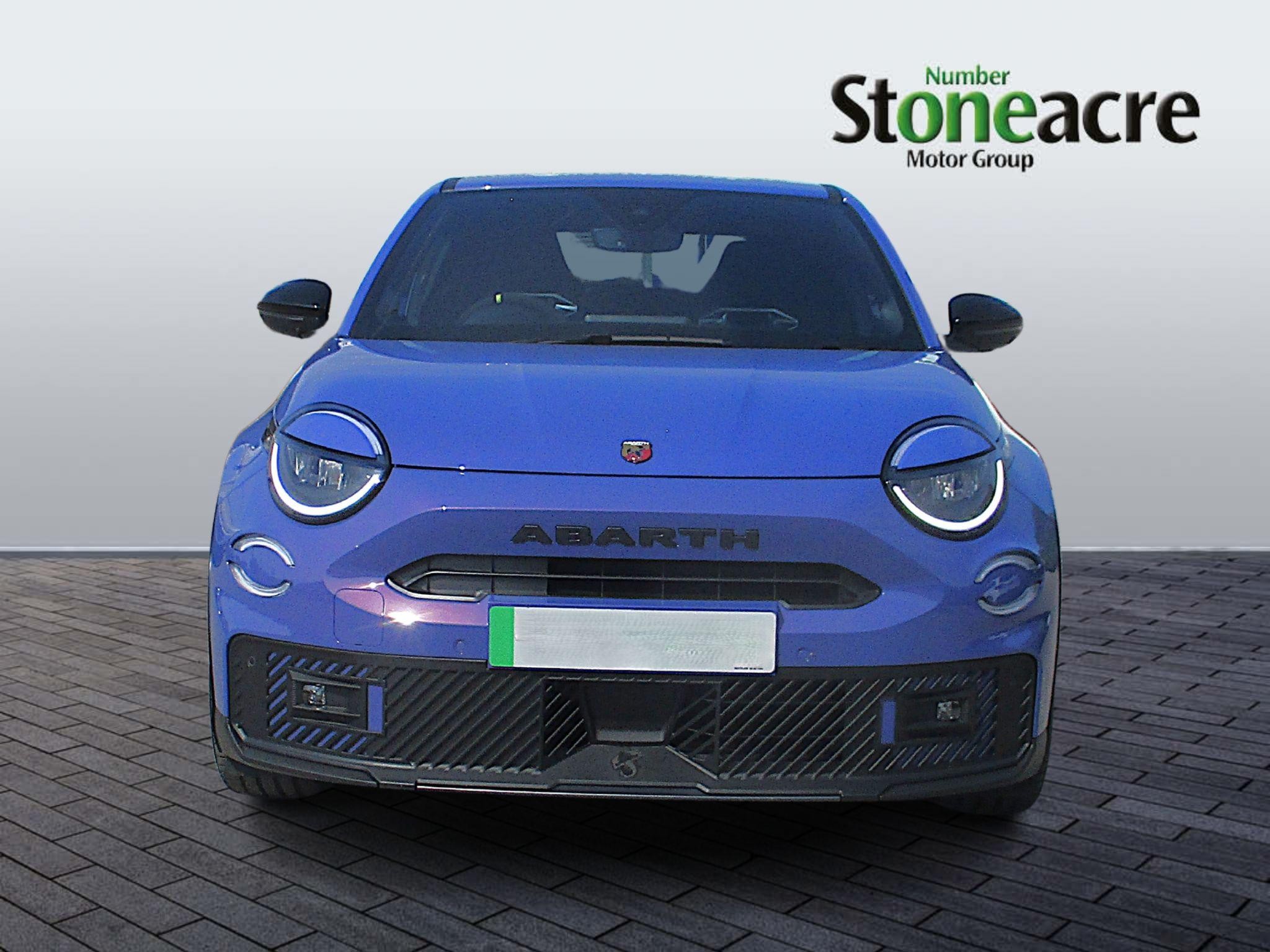 Abarth 600e Image 2