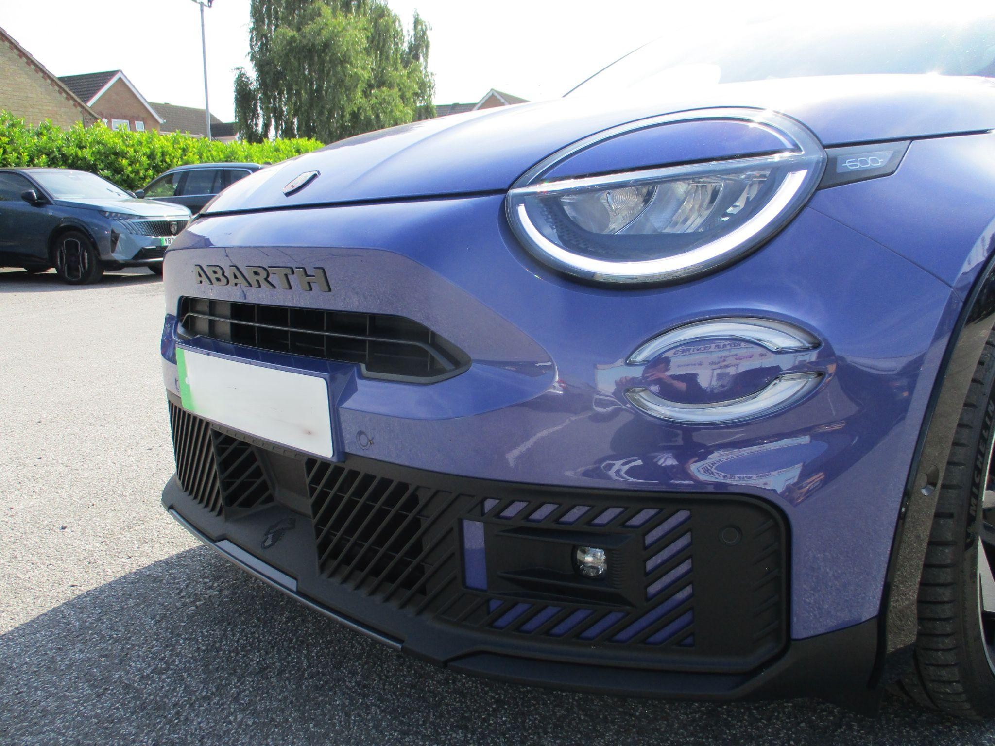 Abarth 600e Image 11