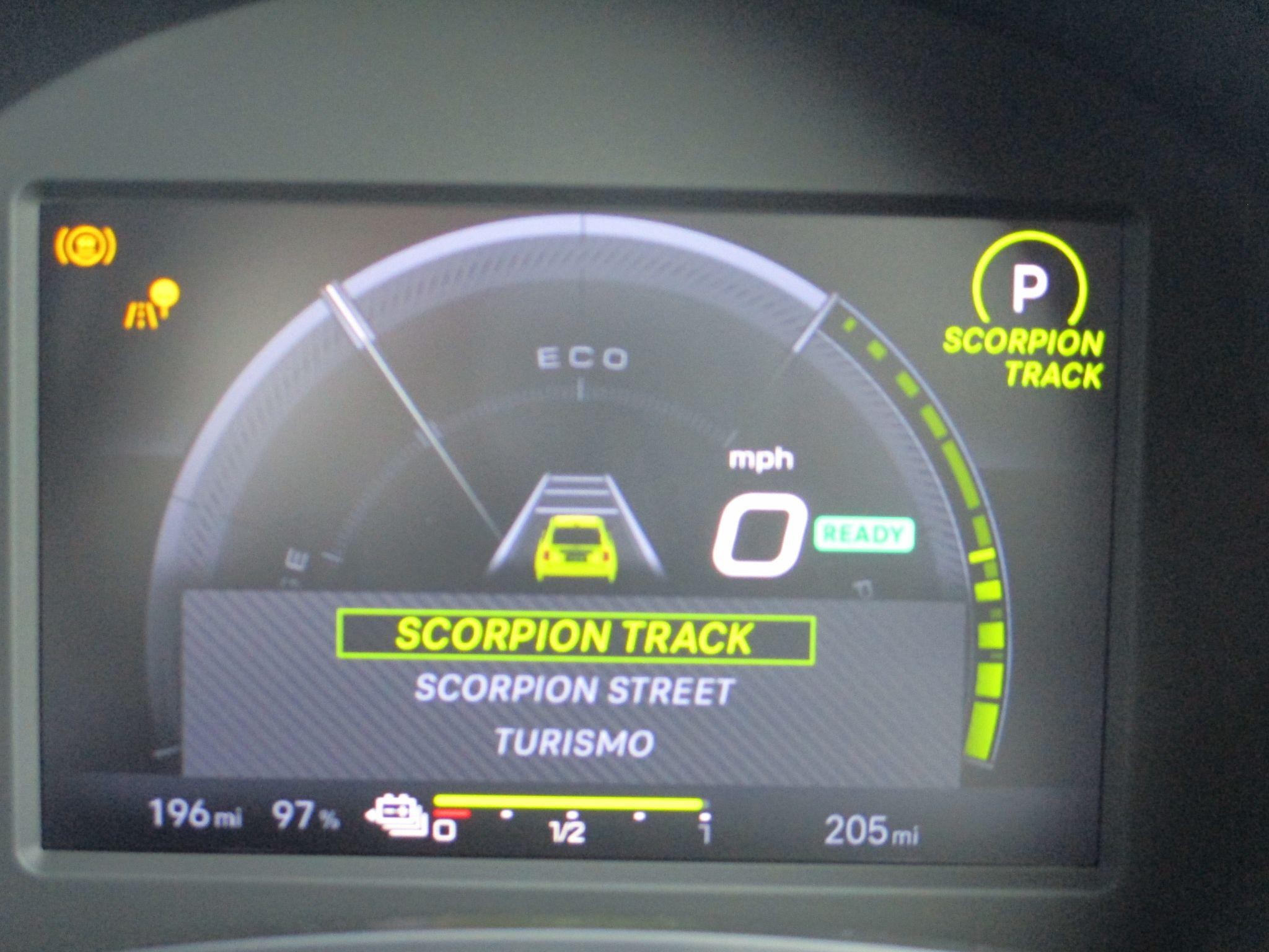 Abarth 600e Image 25