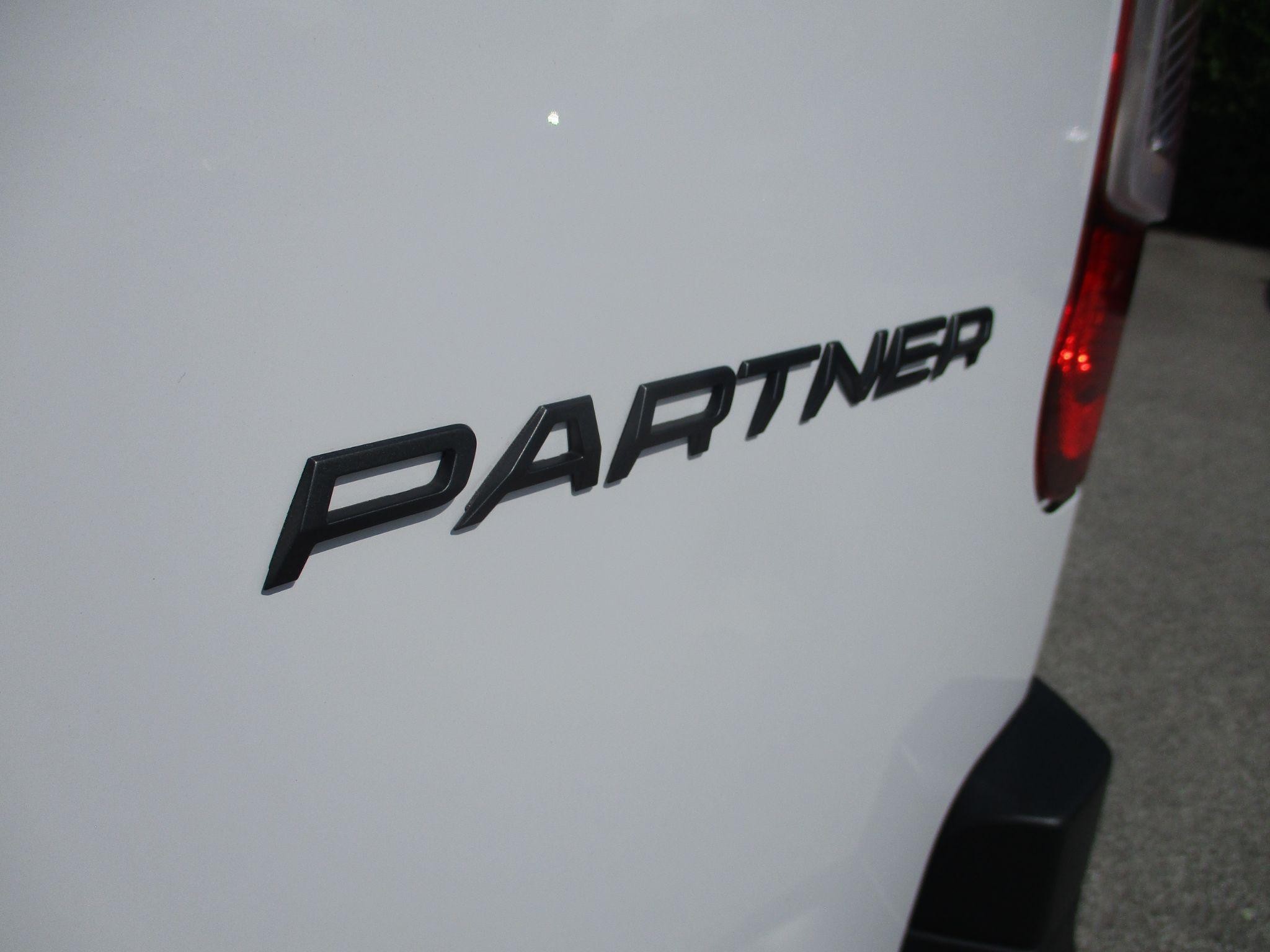 Peugeot Partner Image 14