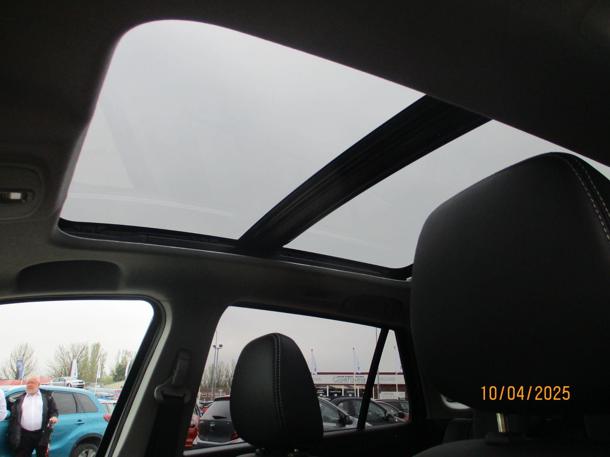 Suzuki SX4 S-Cross Image 12