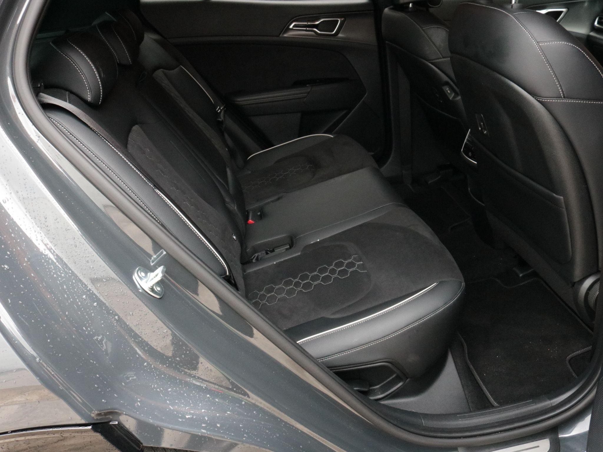 Kia Sportage Image 24