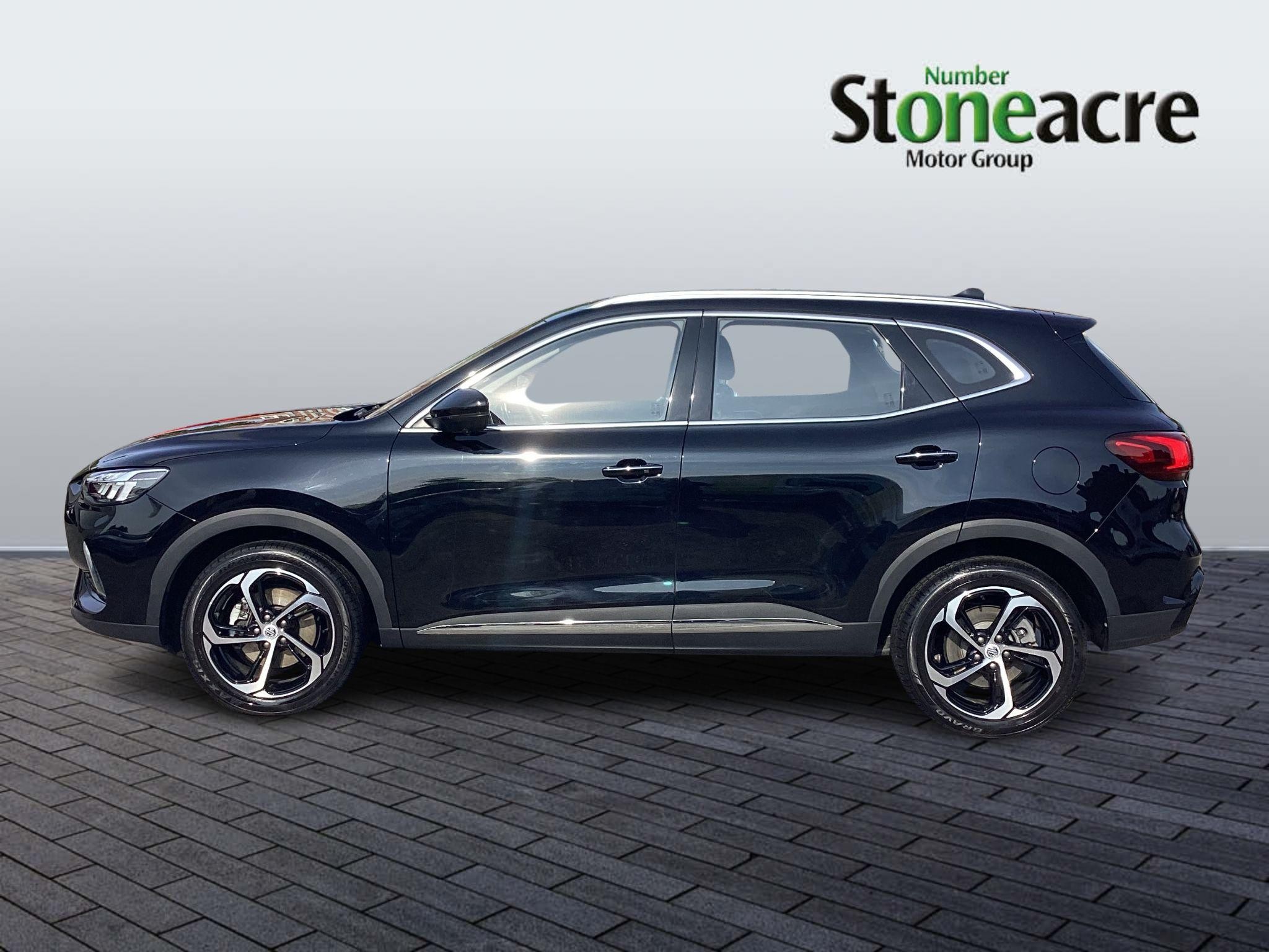 MG HS Plug-In Hybrid Image 8