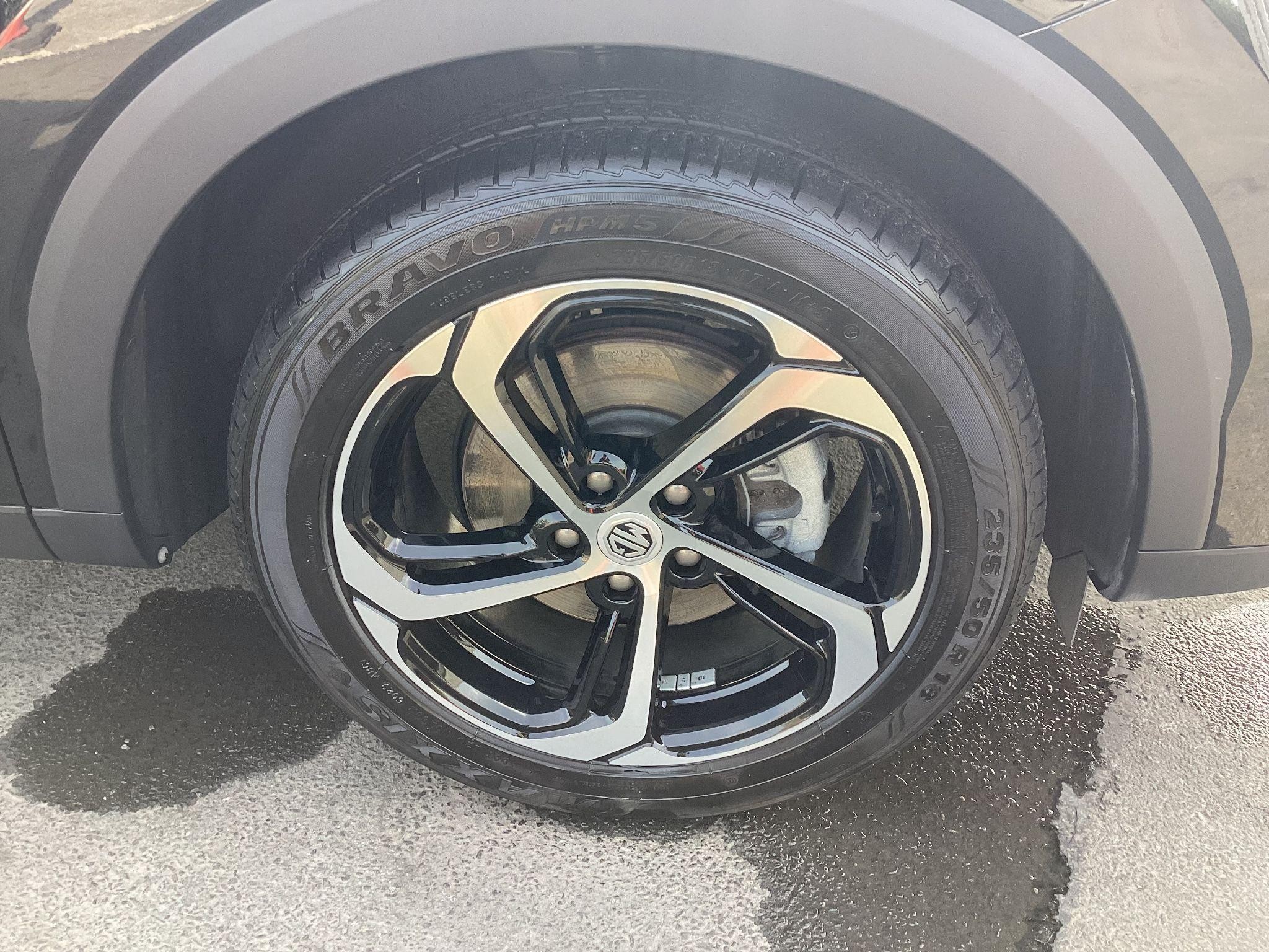 MG HS Plug-In Hybrid Image 9