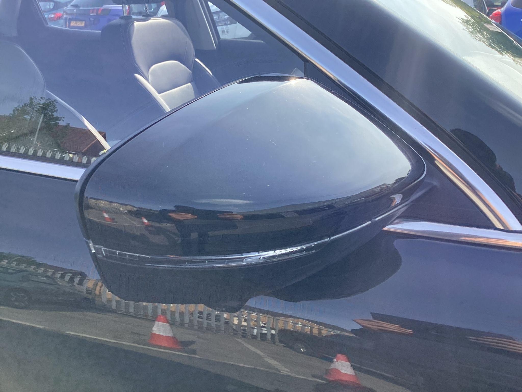 MG HS Plug-In Hybrid Image 12