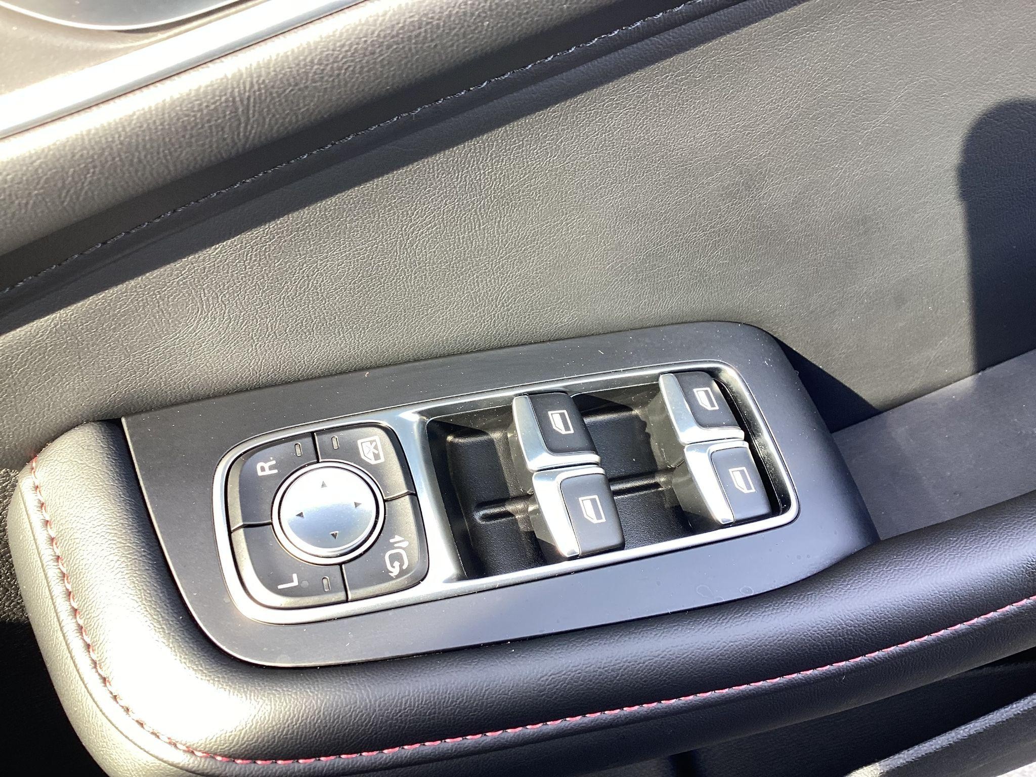 MG HS Plug-In Hybrid Image 24