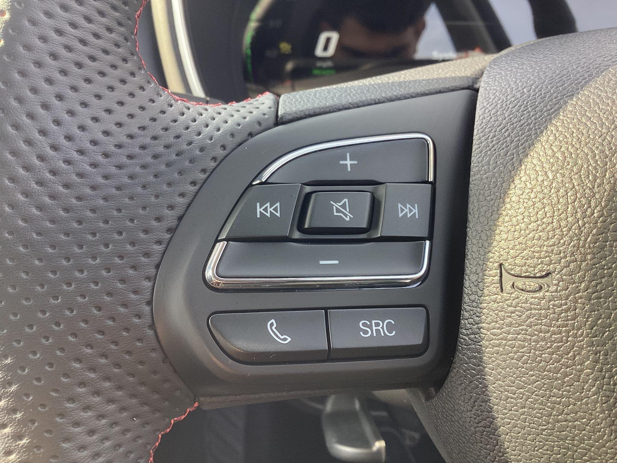 MG HS Plug-In Hybrid Image 25