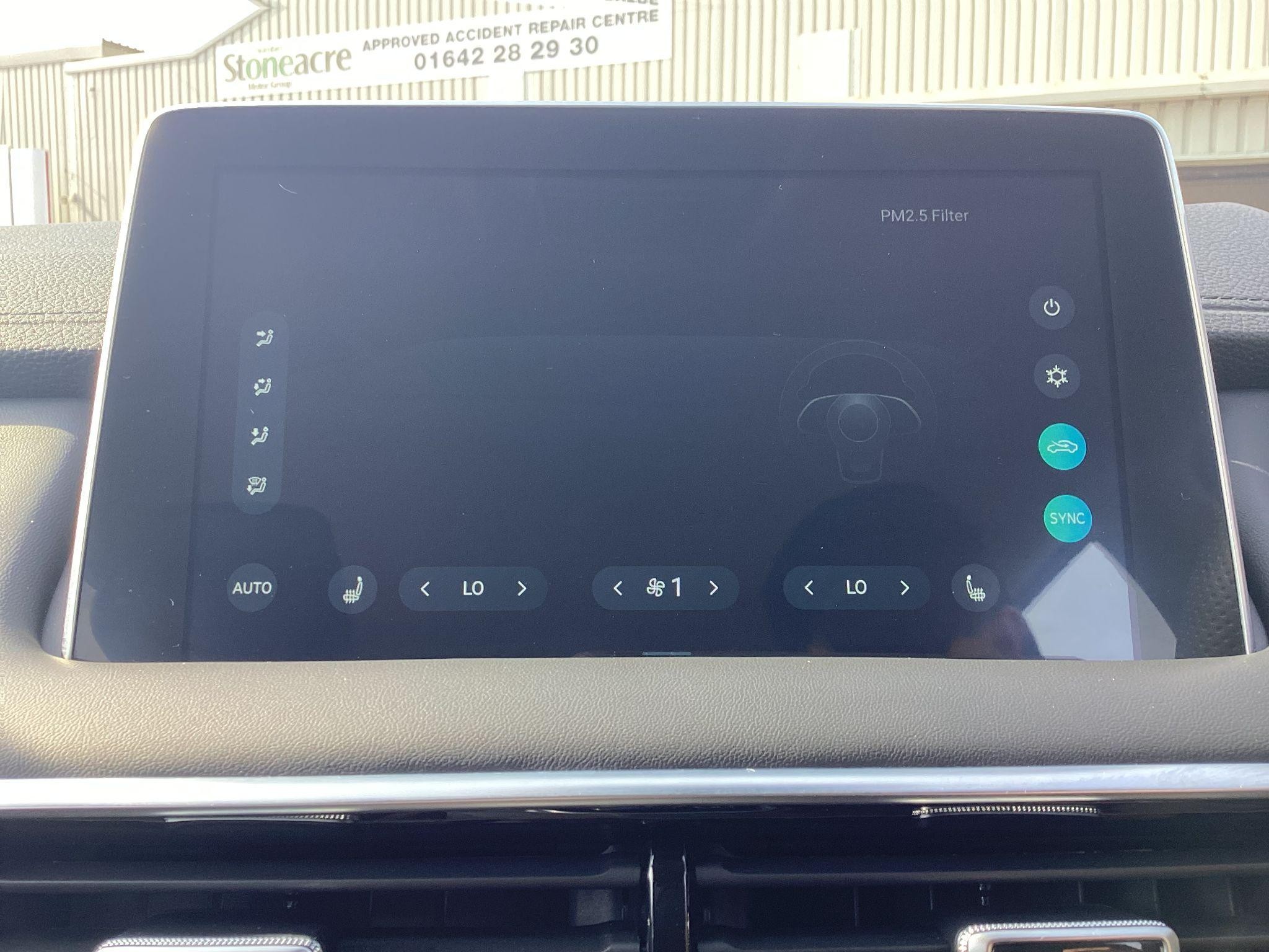 MG HS Plug-In Hybrid Image 31