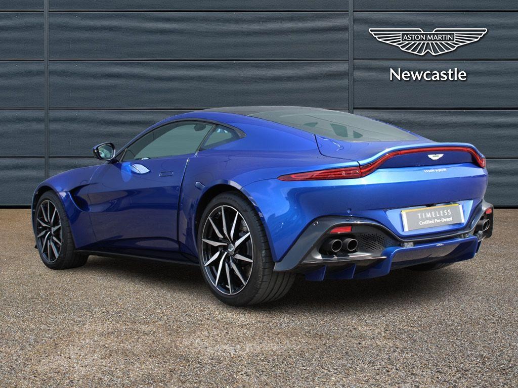 Aston Martin Vantage Image 2