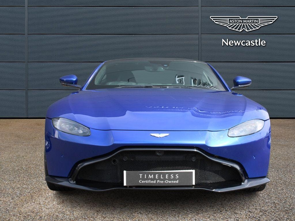 Aston Martin Vantage Image 7