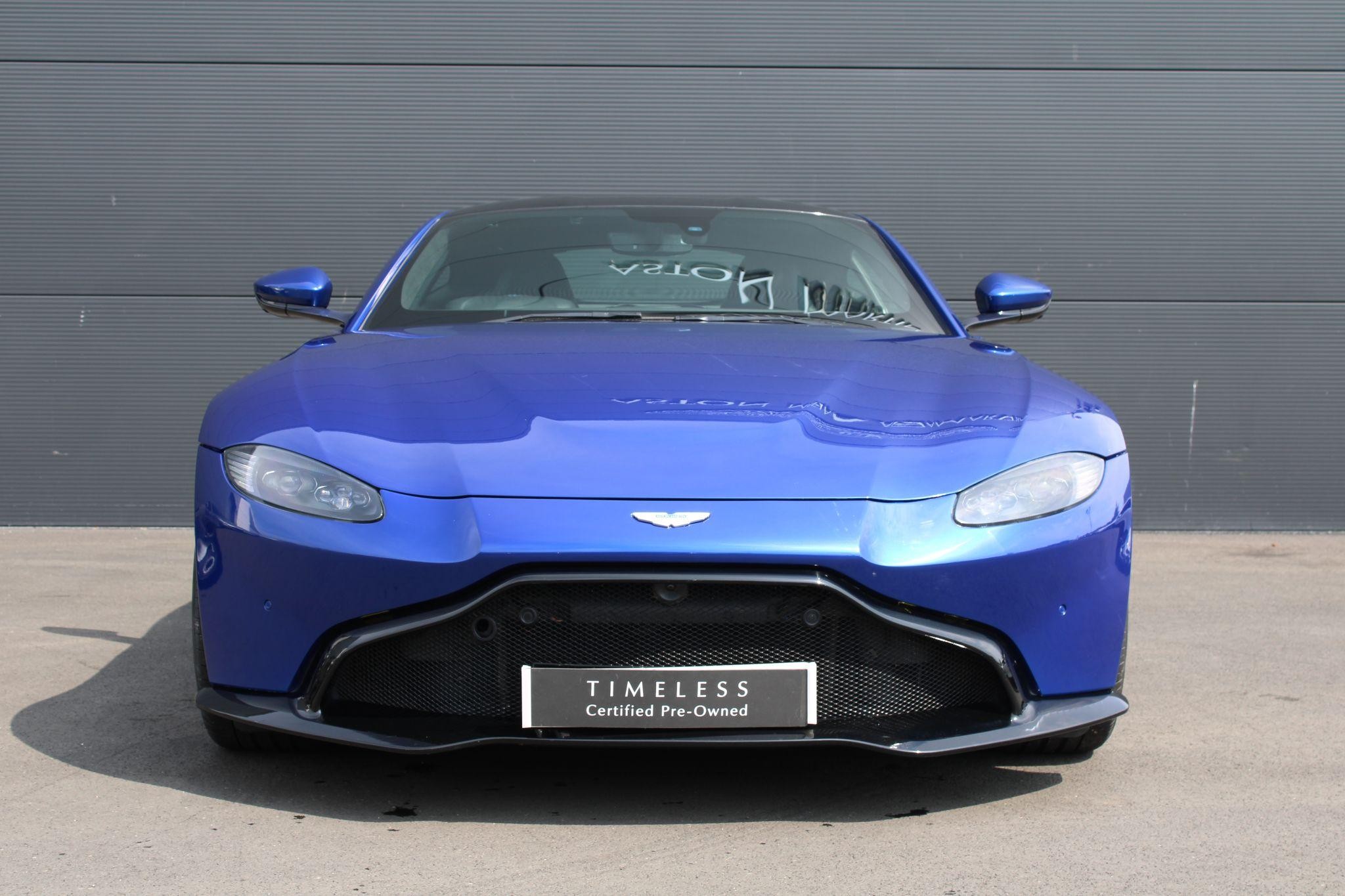 Aston Martin Vantage Image 27