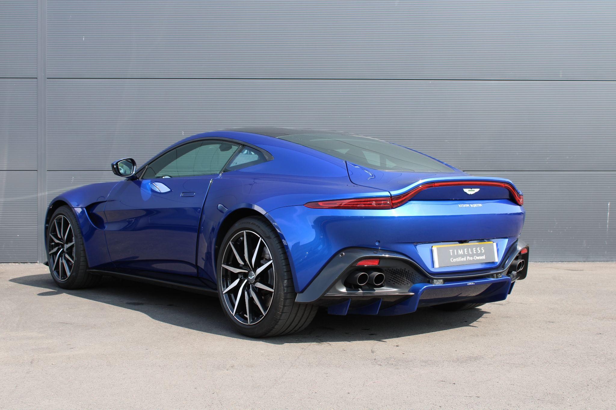 Aston Martin Vantage Image 29