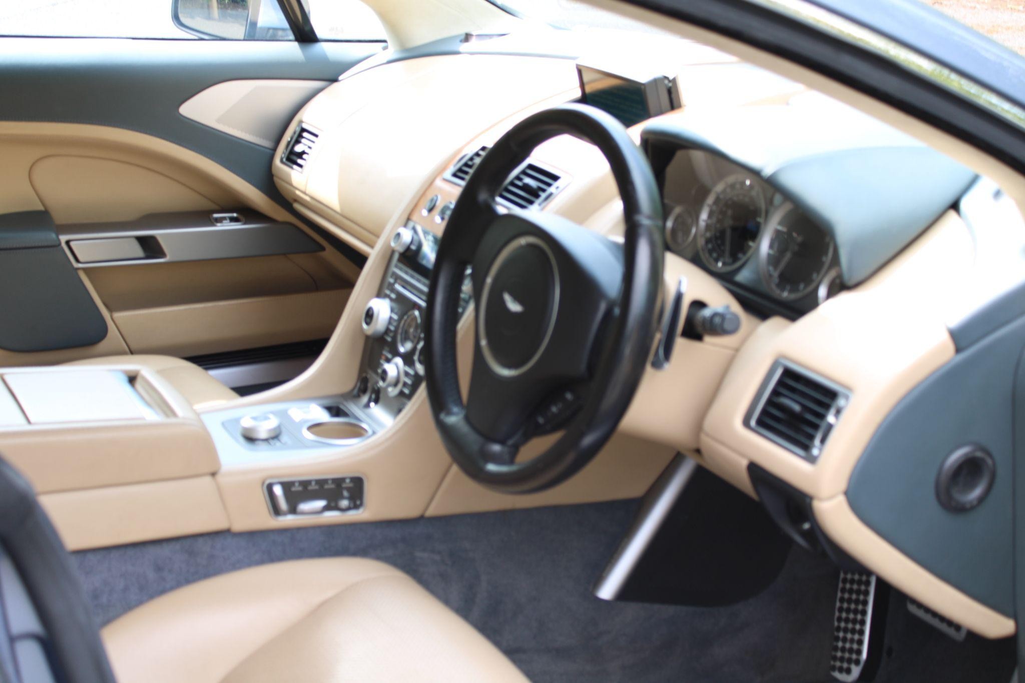 Aston Martin Rapide Image 9