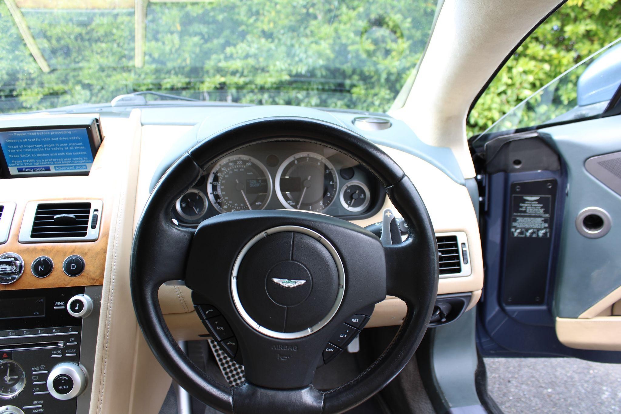 Aston Martin Rapide Image 14