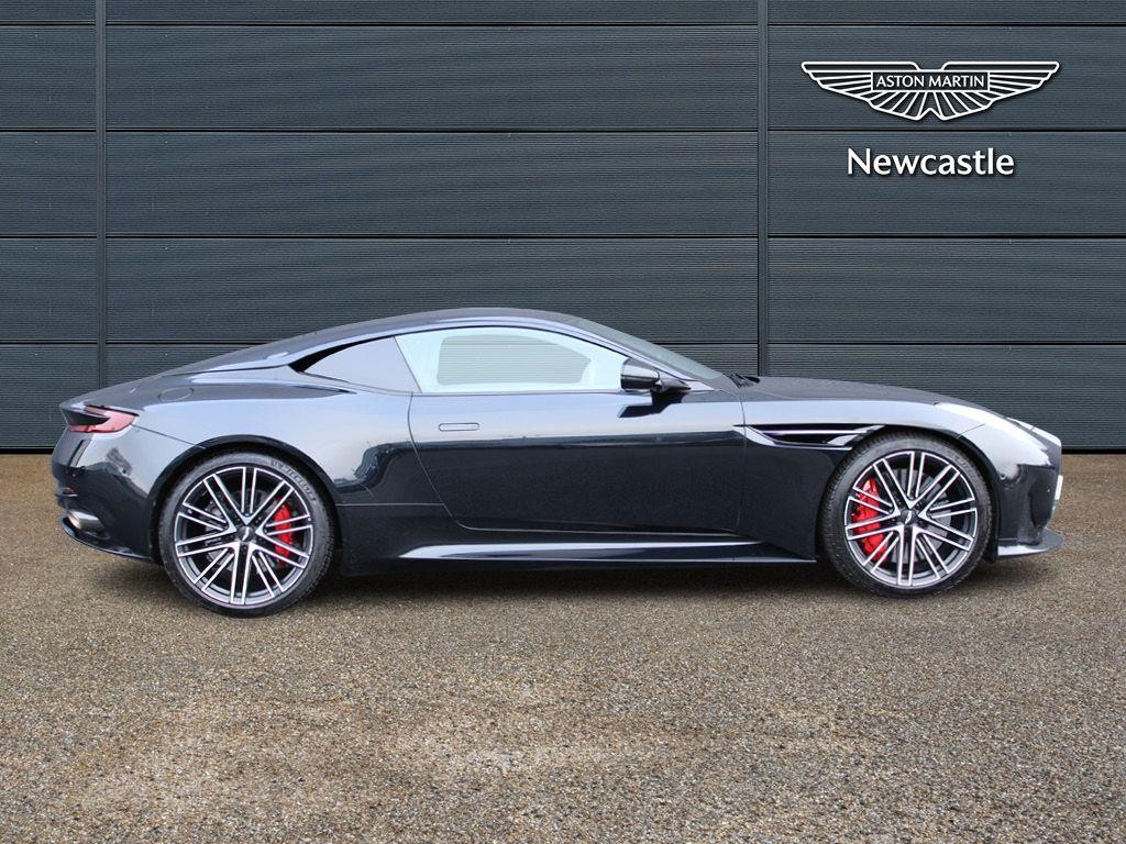 Aston Martin DB12 Image 13