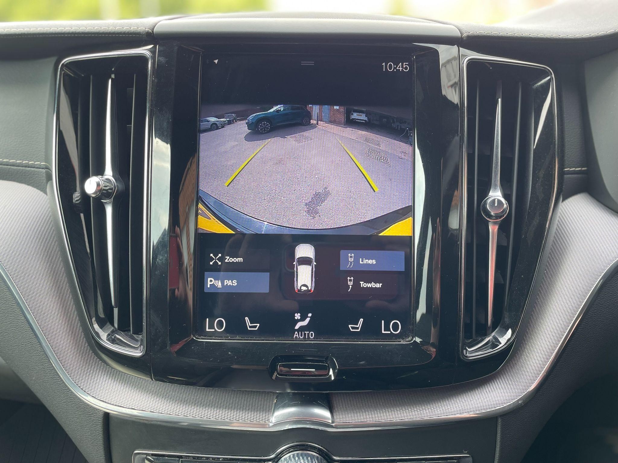 Volvo XC60 Image 16