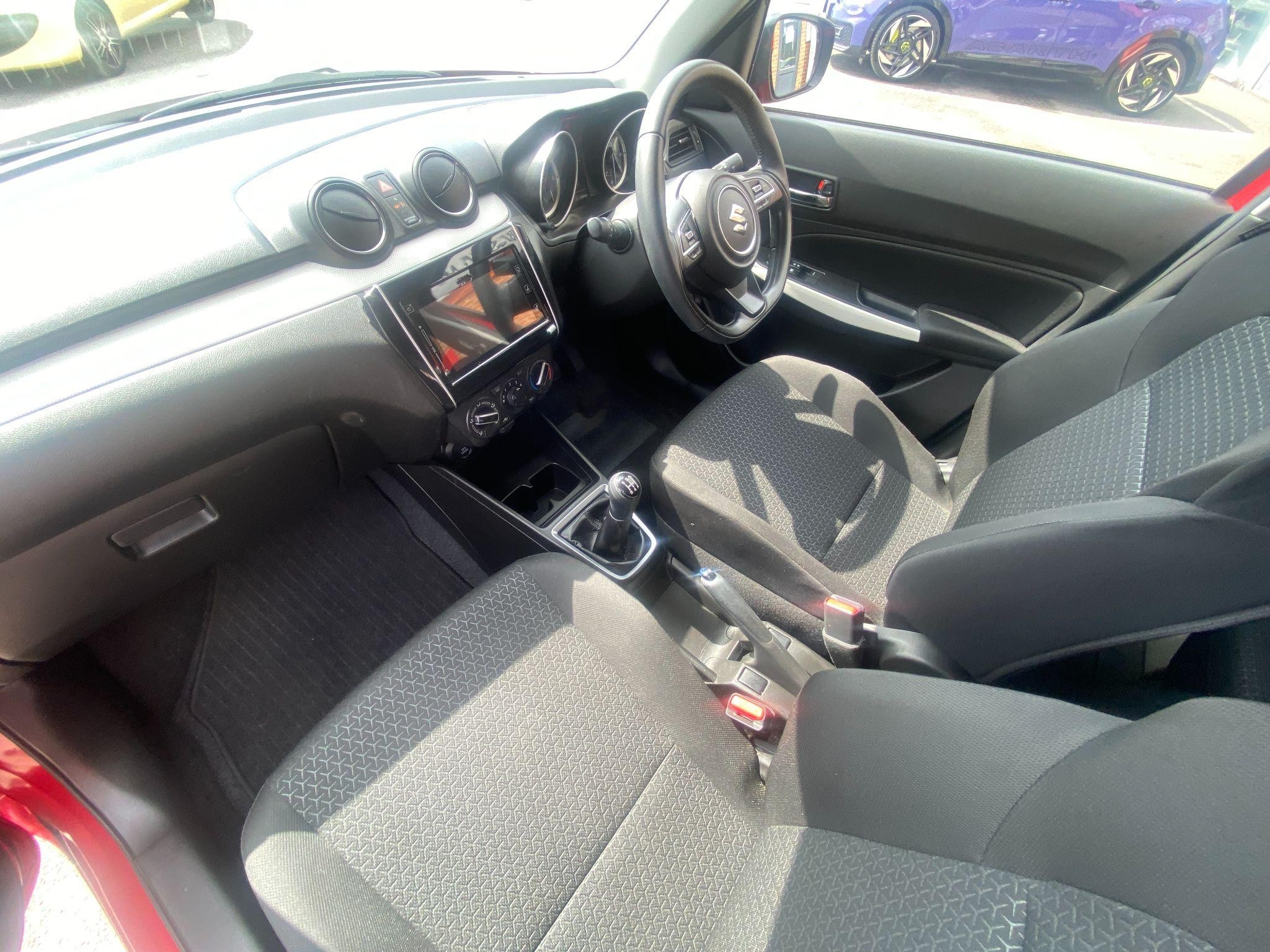 Suzuki Swift Image 12