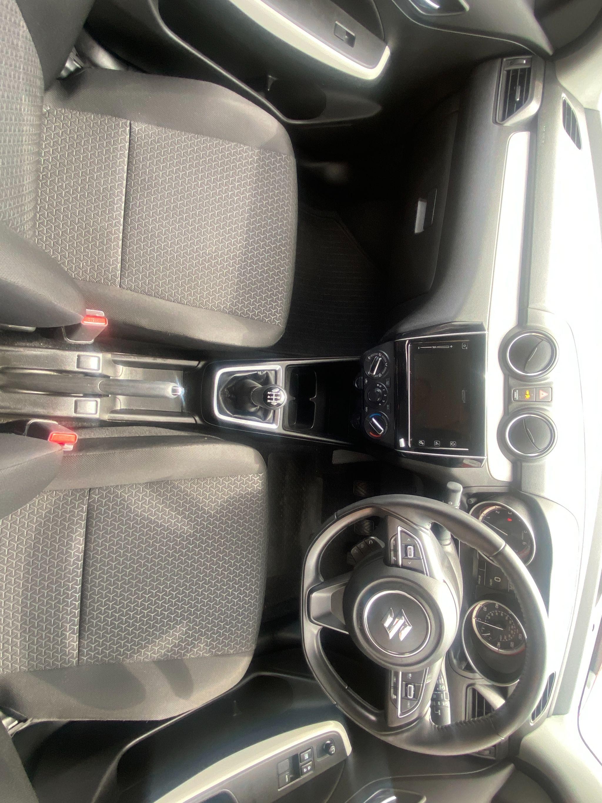 Suzuki Swift Image 13